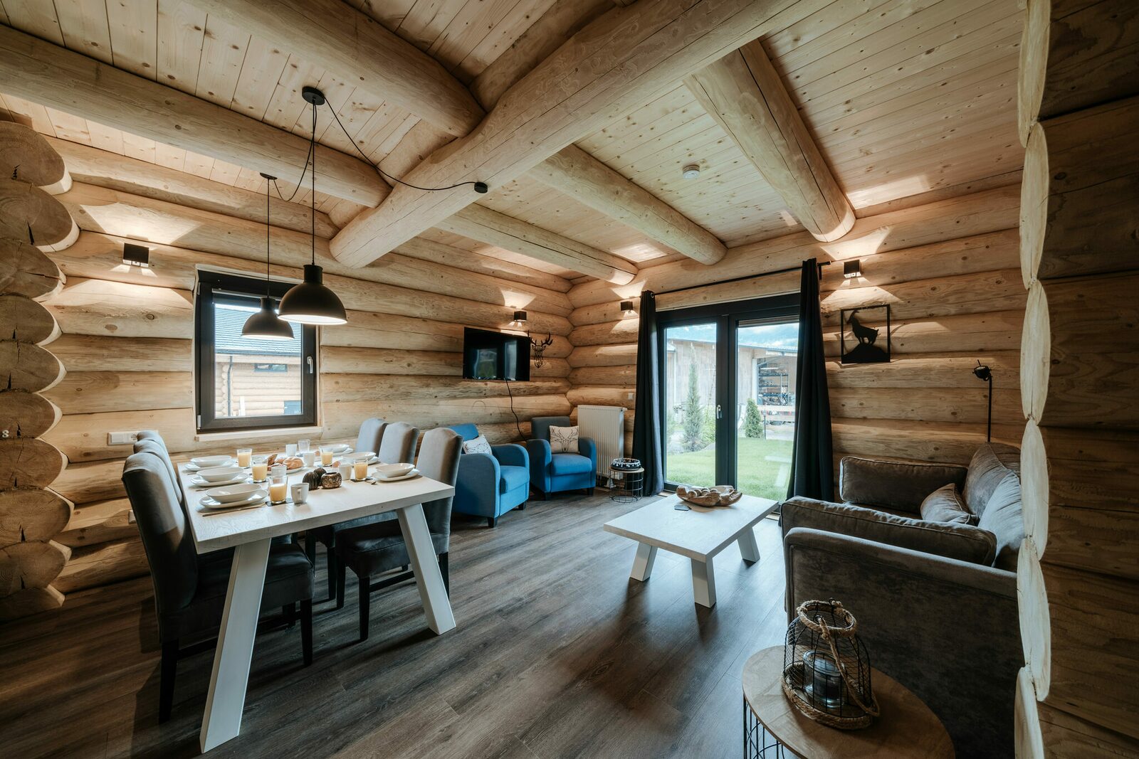 Lodge 4-6C1