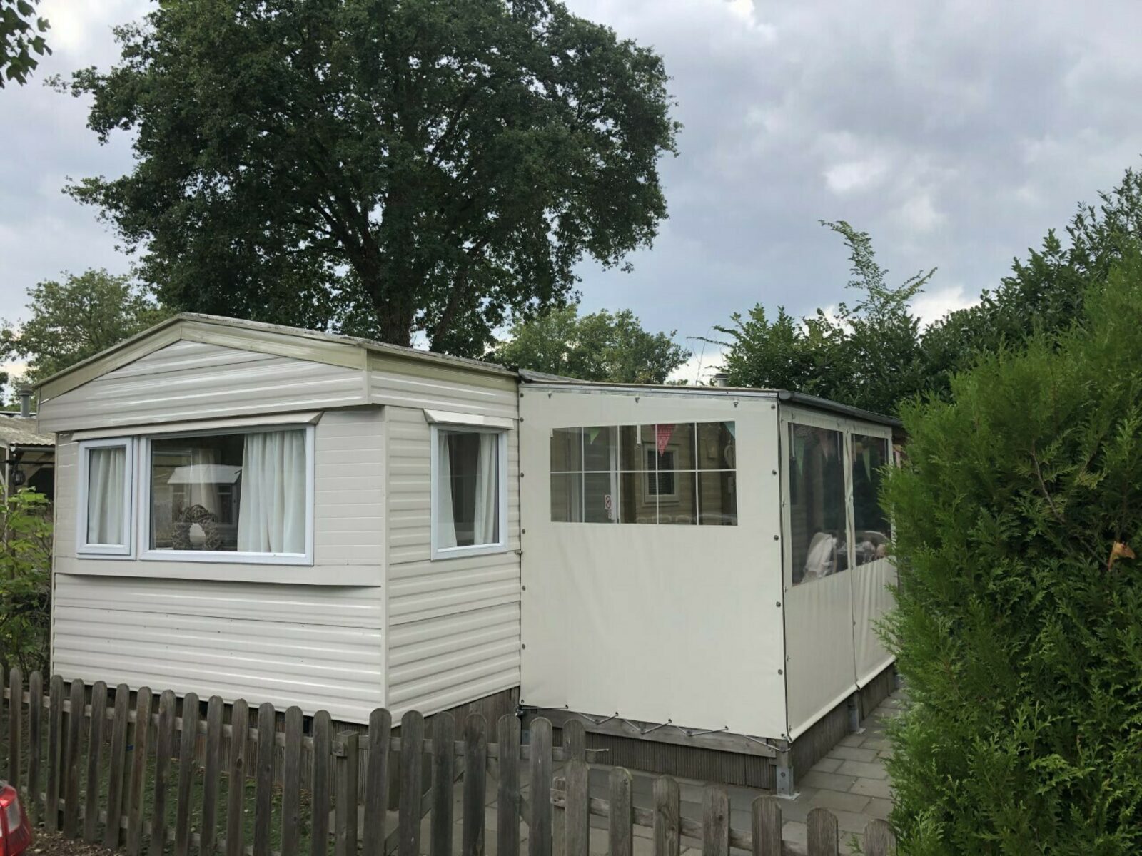 Caravan 3* E | 2 volwassenen en 2 kinderen