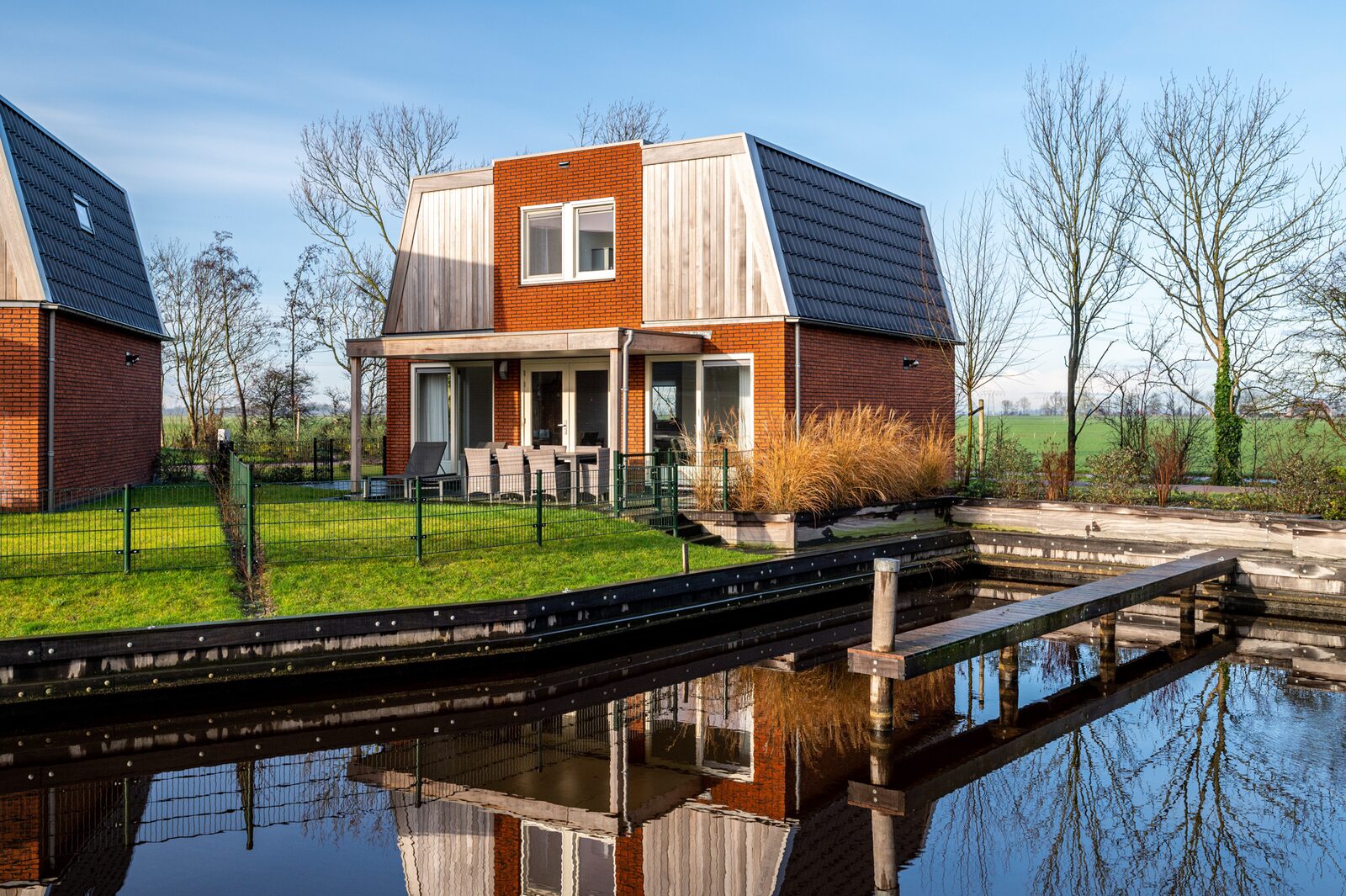Sneekermeer 8p. with outdoor spa