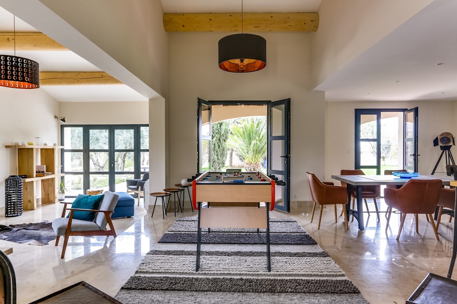 Villa Safar met zwembad en airco