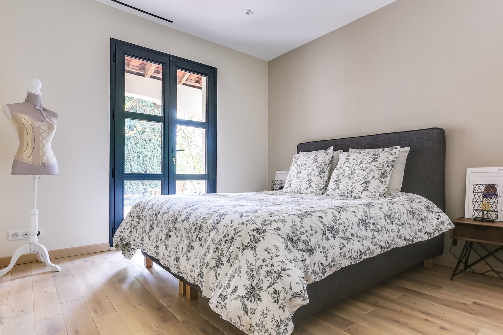 Villa Safar met zwembad en airco