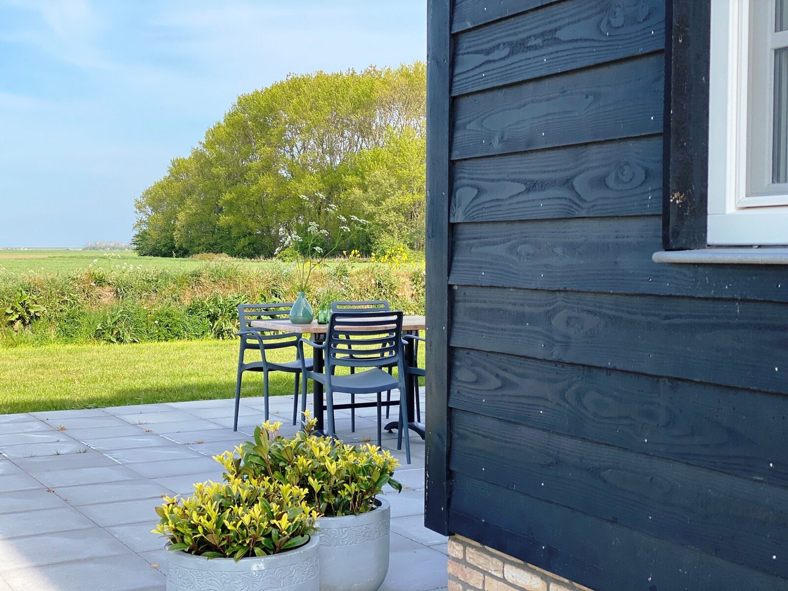 Texels Landleven XXL I luxe eco vakantiehuis met zwemvijver 