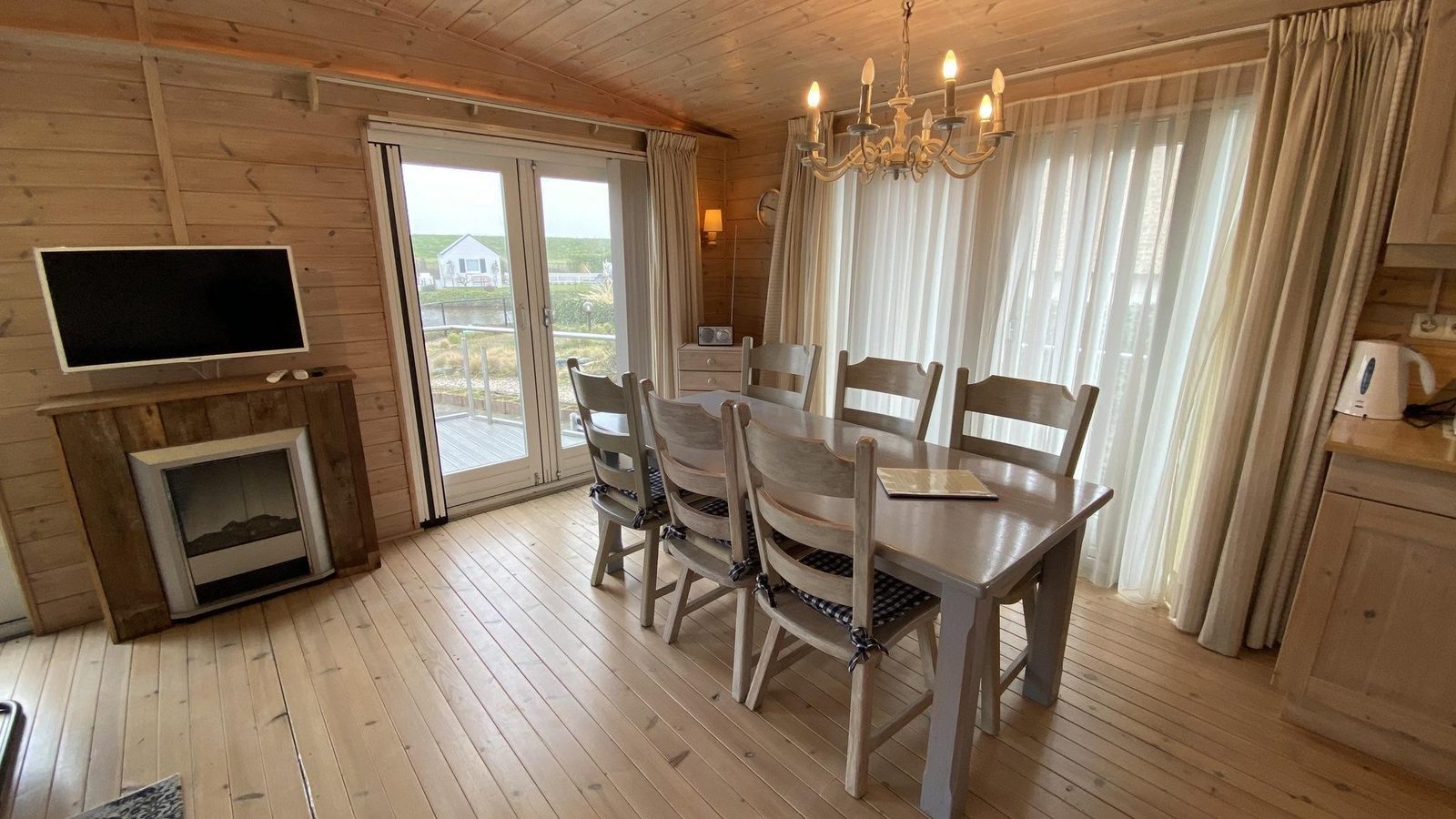 VZ954 Ferienchalet in Sint-Annaland