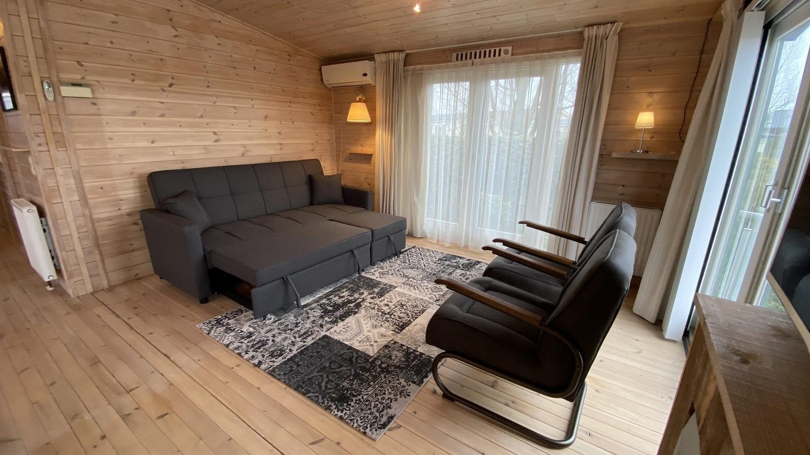 VZ954 Ferienchalet in Sint-Annaland