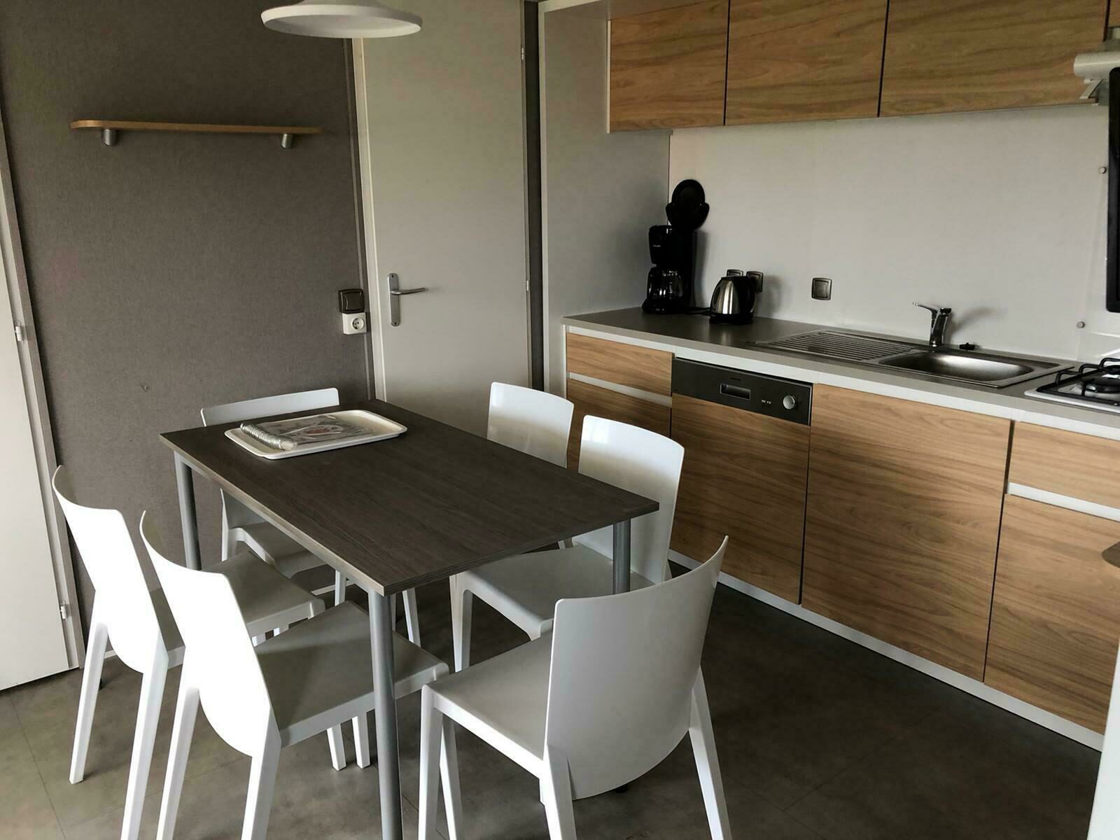 Verandalodge