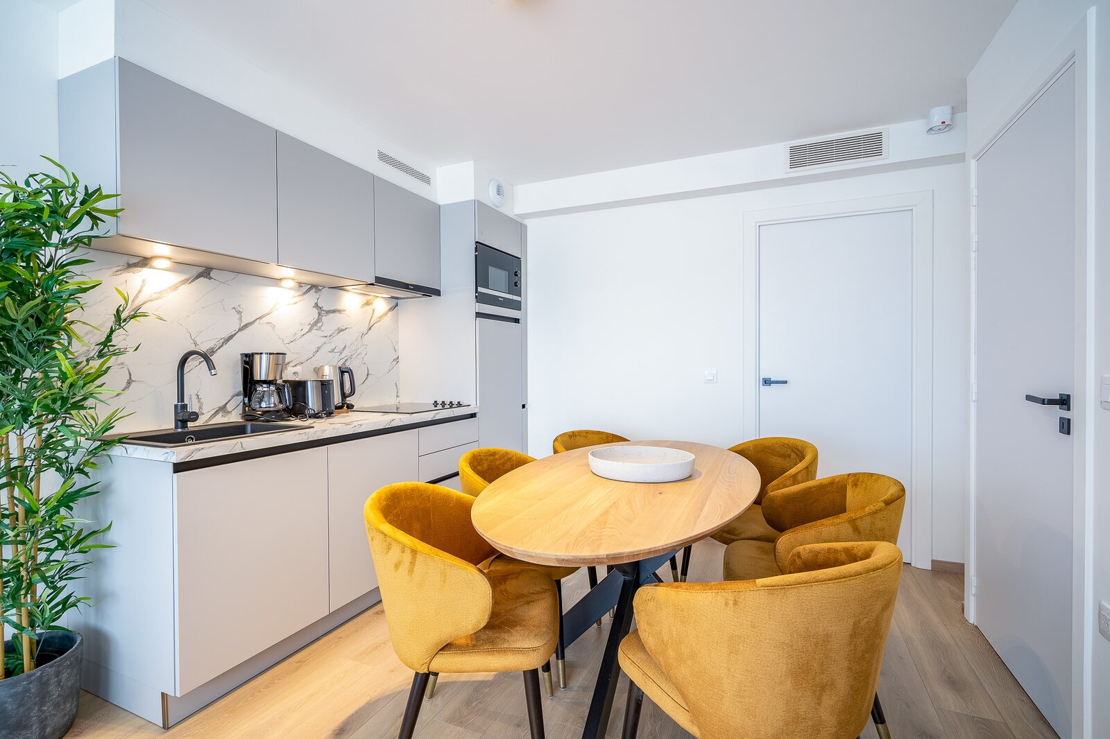 [Standaard] Apartment met 1 slaapkamer tweepersoonsbed flat met 2 stapelbedden