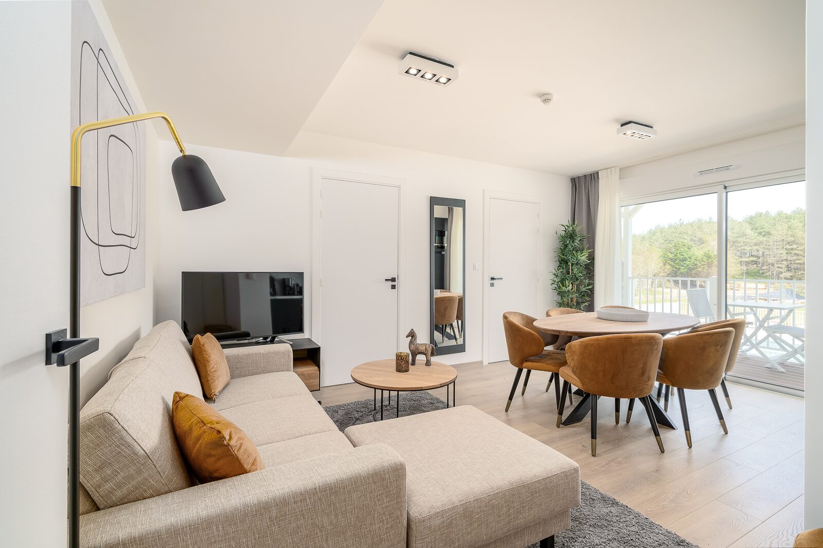 [Premium] flat met 2 slaapkamers, 2 tweepersoonsbedden & stapelbed