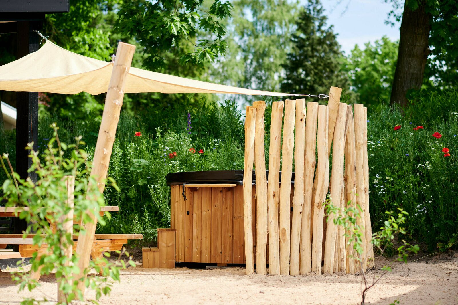 Sand Lodge Jacuzzi | 4 Ppl. 