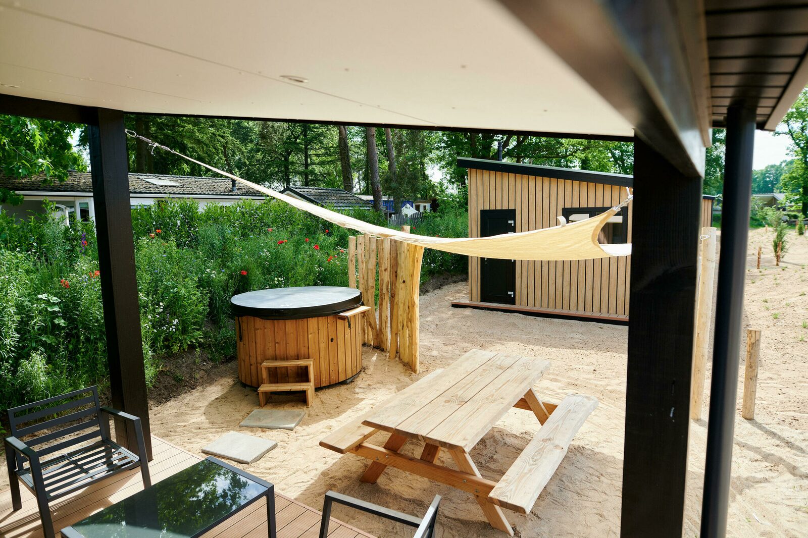 Sand Lodge Jacuzzi | 4 Ppl. 