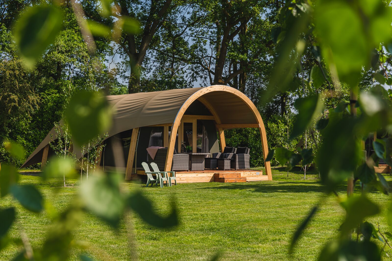 Luxus Lodgetent XL stellt private Sanitäranlagen | 4 Pers. 
