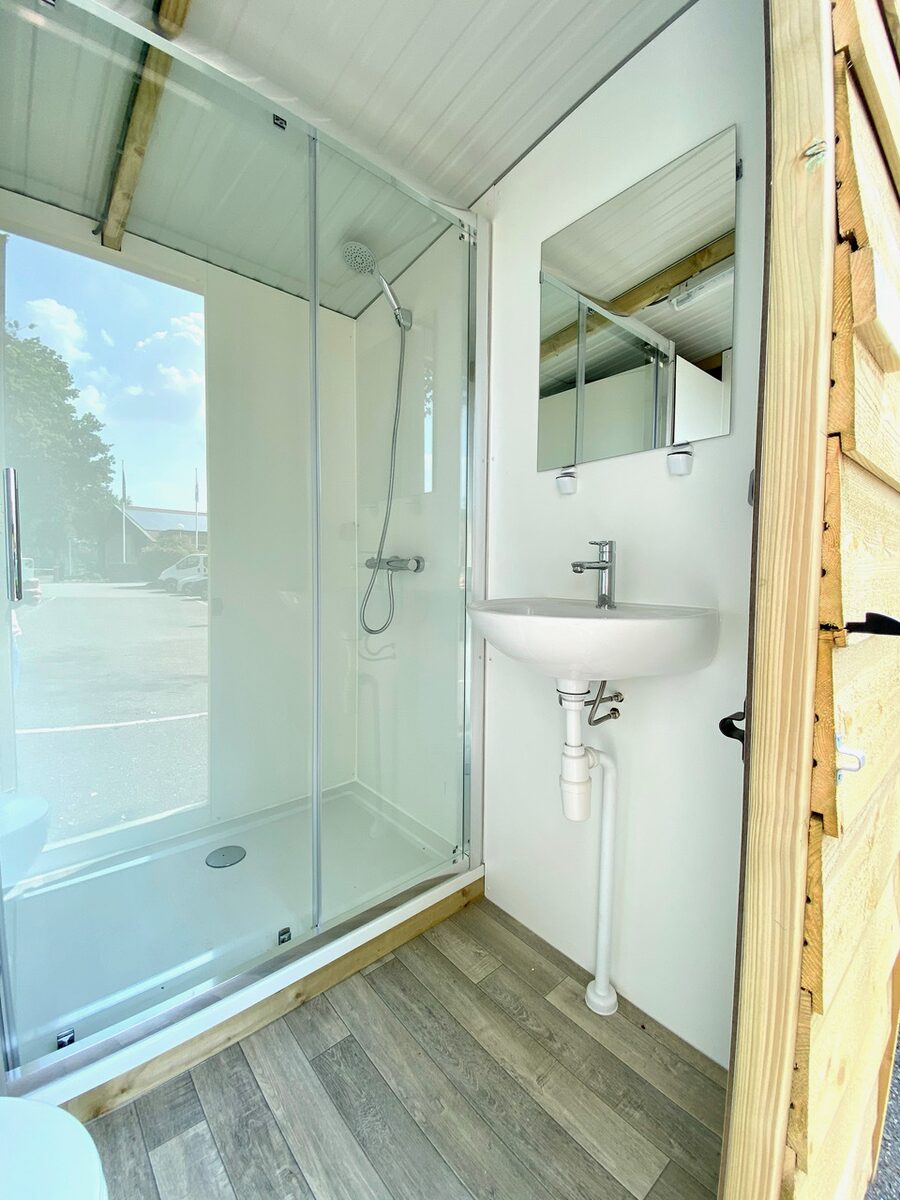 Ingerichte bungalowtent  |  6 Personen