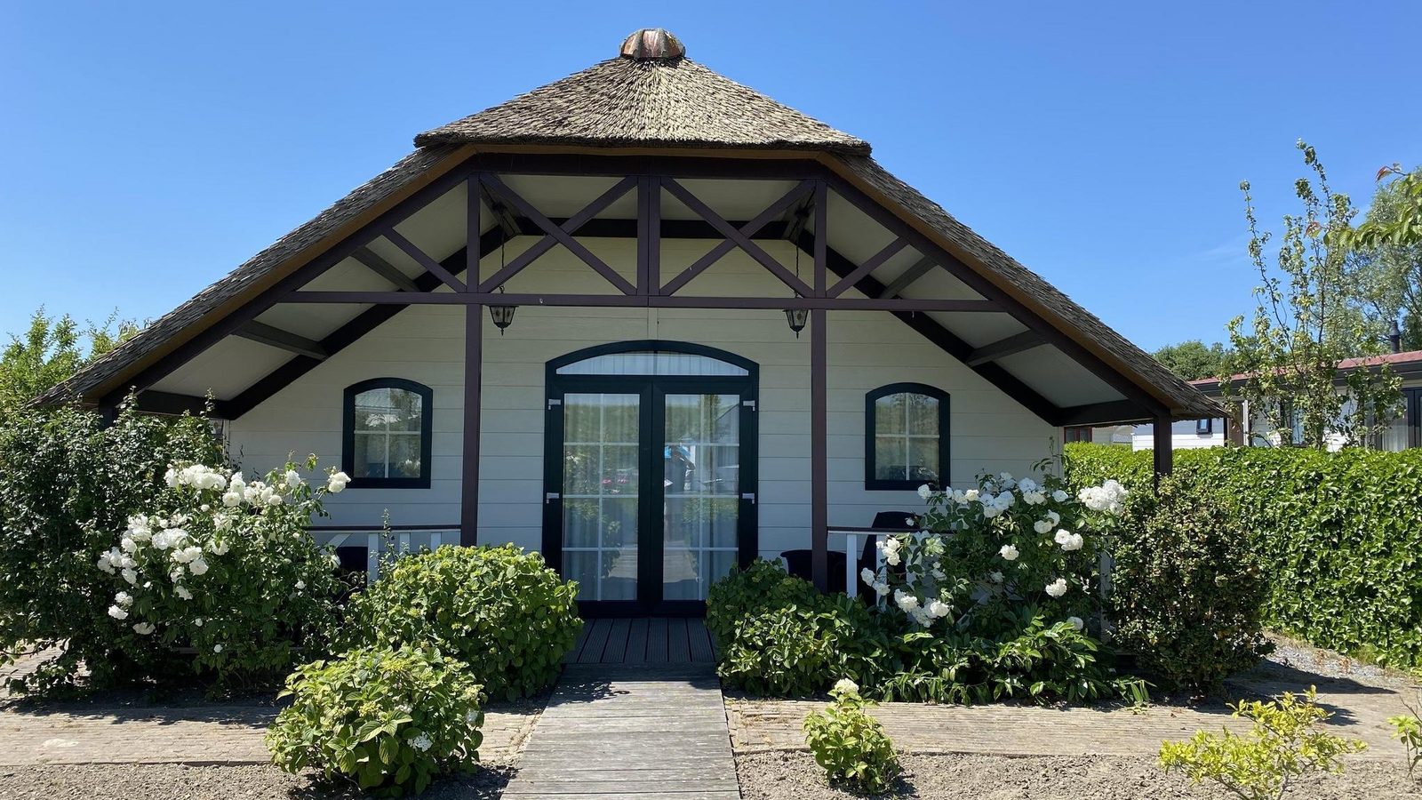 VZ942 Holiday chalet in Sint-Annaland