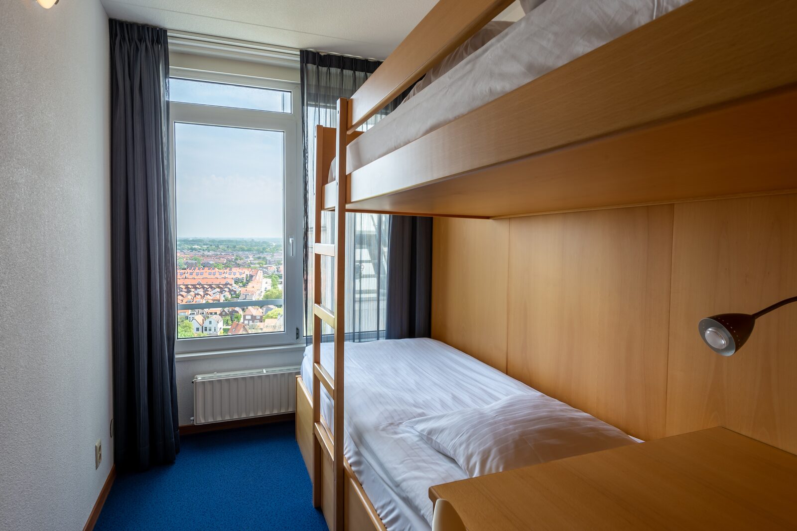 3-room corner apartment with ocean view