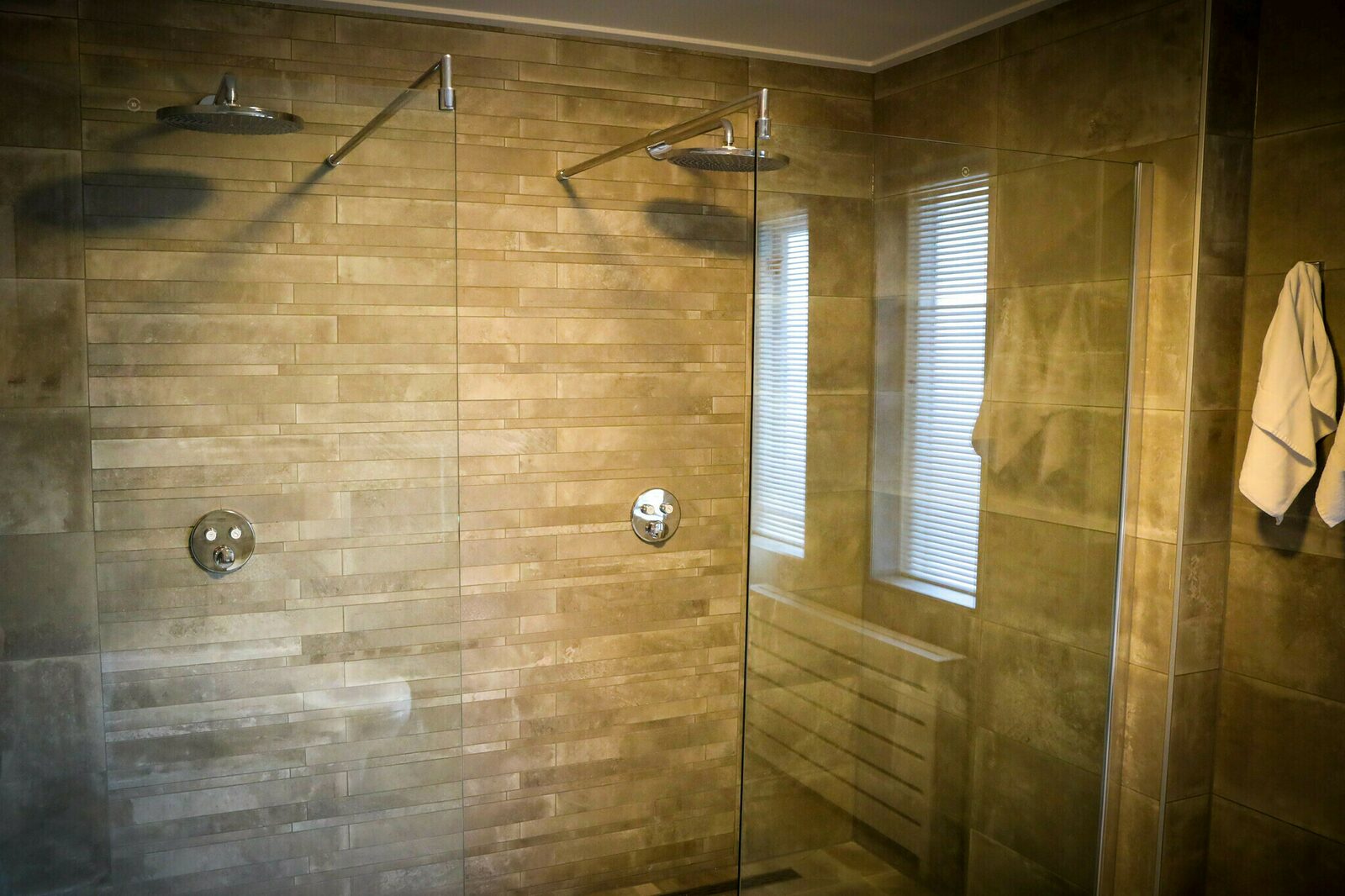 14-person spa bungalow