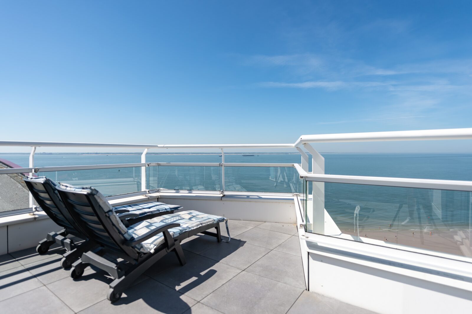 Penthouse 748 met zeezicht