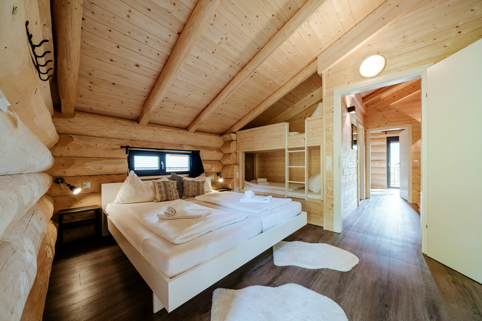 Lodge for 4-6