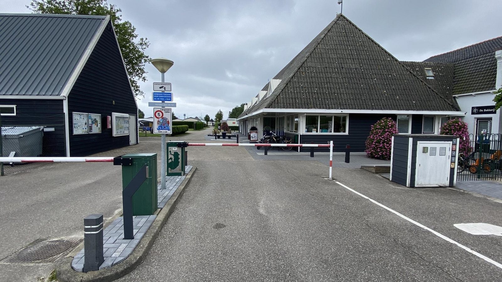 VZ1031 Stacaravan in Wemeldinge