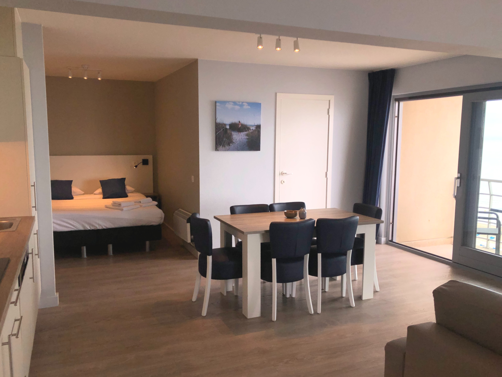 Comfort Suite - 6p | Bedroom - Sleeping corner - Sofa bed | Balcony - Sea view