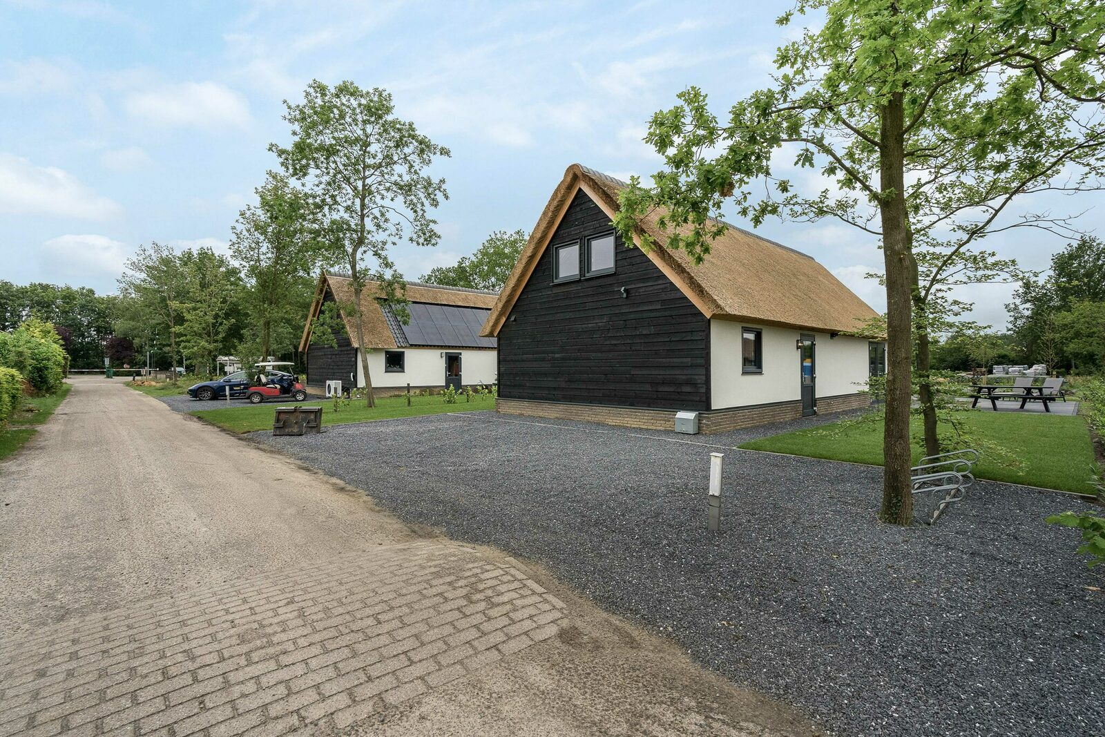 Farm Lodge 676