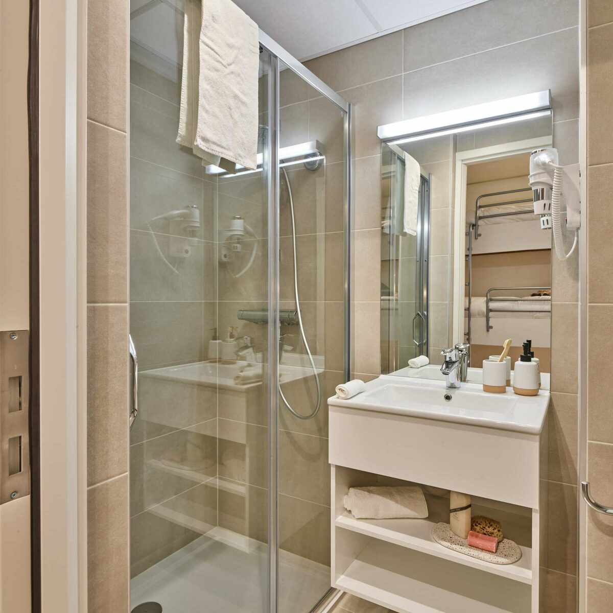 Comfort Suite - 6p | 2 Slaapkamers - Zetelbed