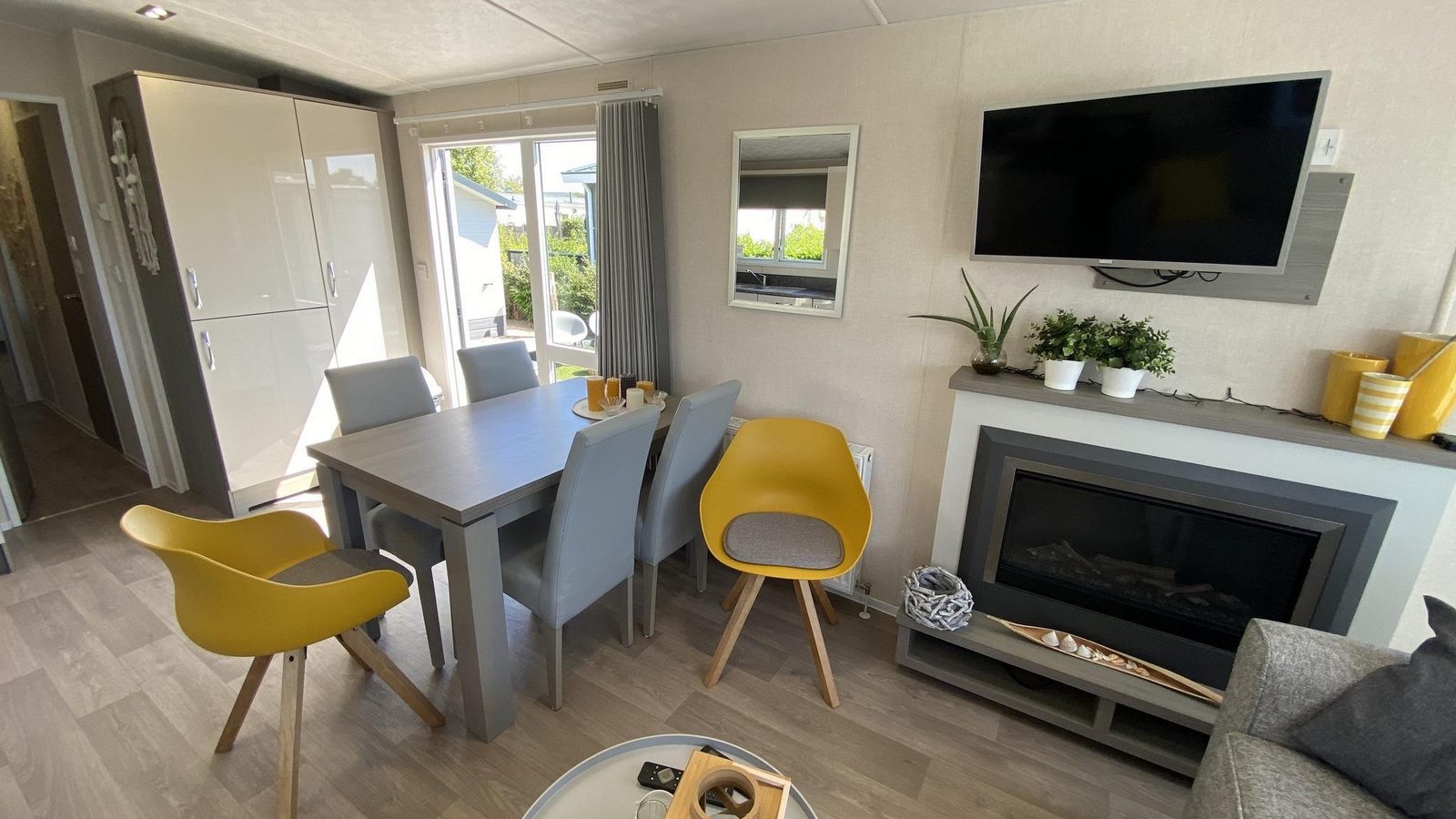 VZ930 Holidaychalet Duif 245 in Renesse