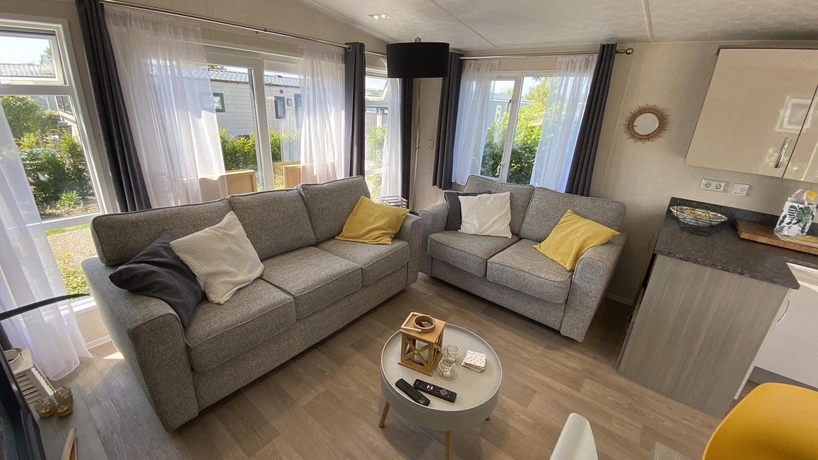 VZ930 Holidaychalet Duif 245 in Renesse