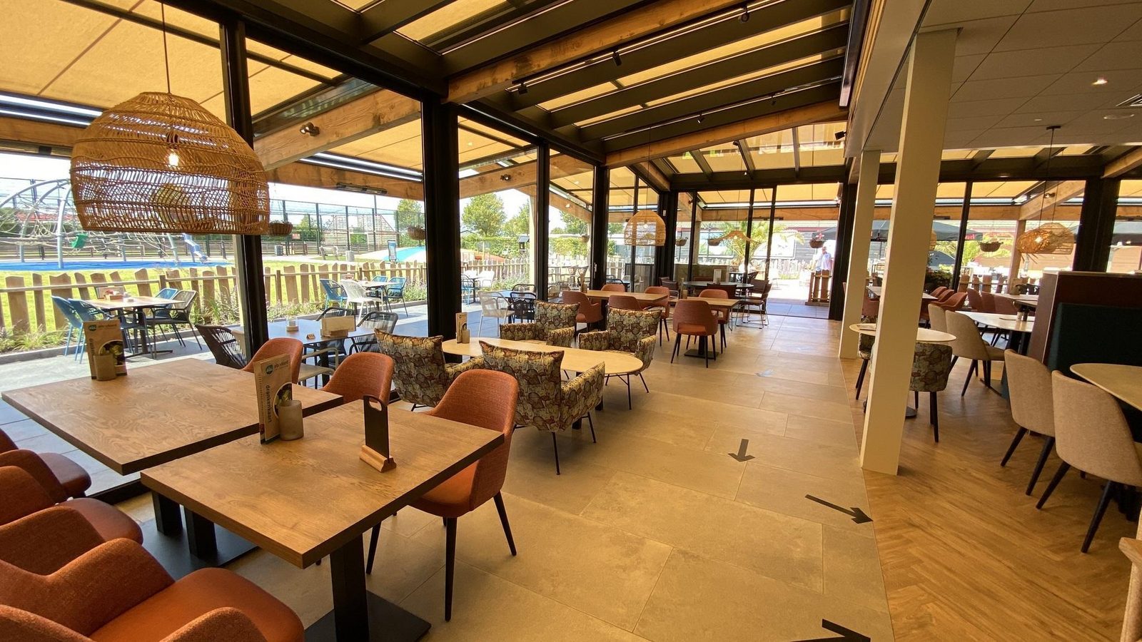VZ930 Holidaychalet Duif 245 in Renesse