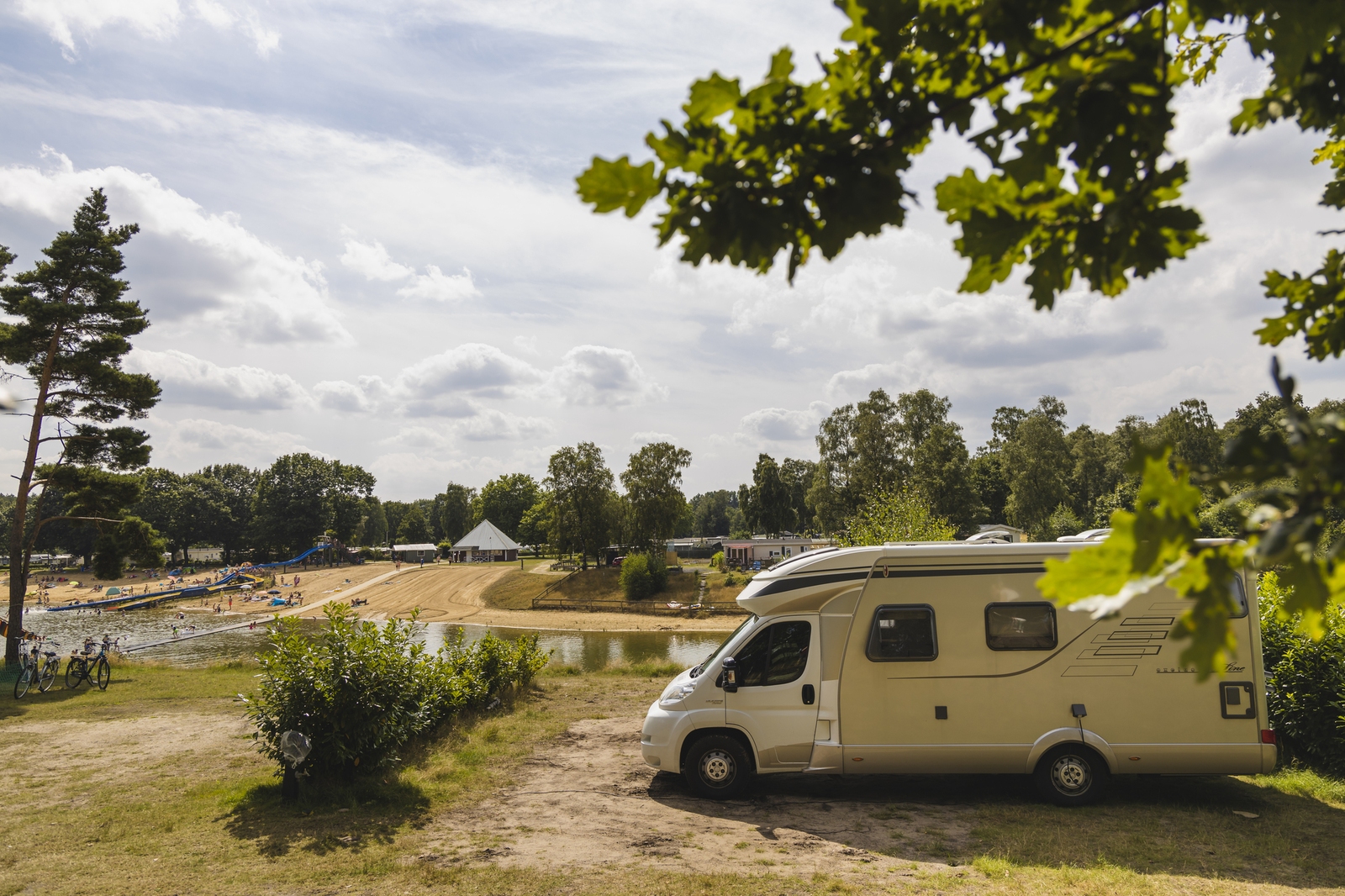 Komfort-Stellplatz am Wasser