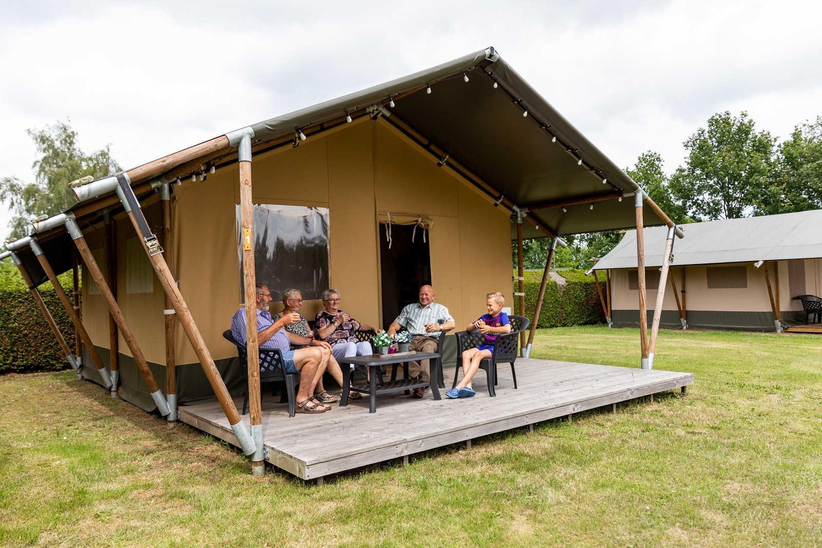 Safari tent