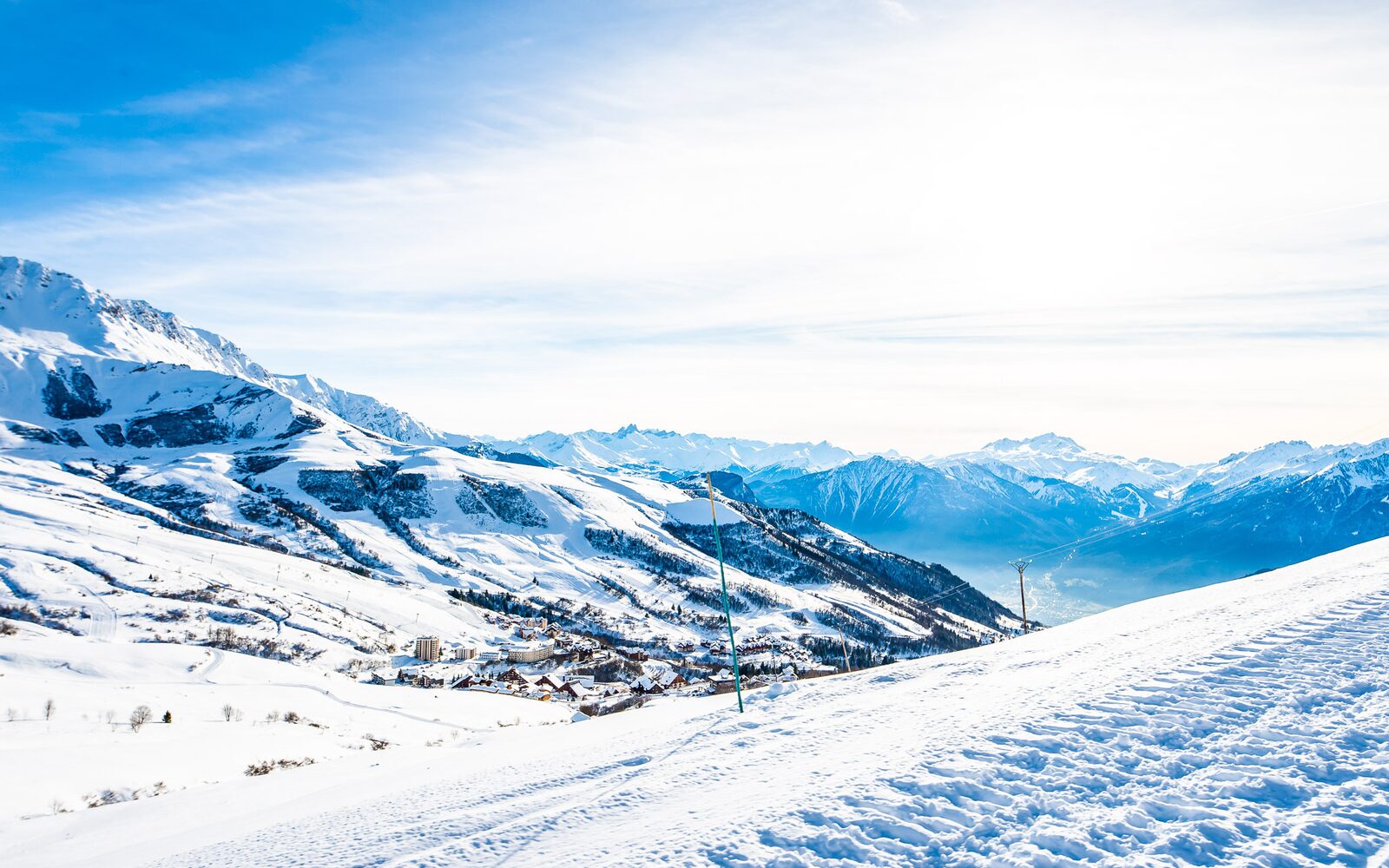 Ski passes 6 days High season + discount and 1 free toboggan ticket!