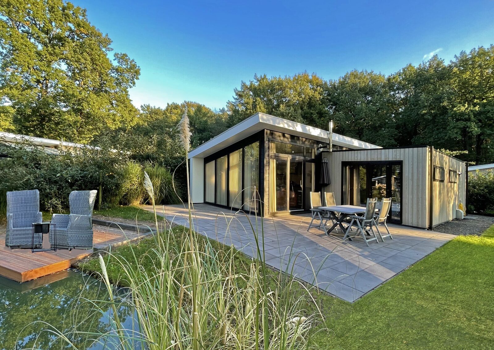 Bos Lodge 75 Eco 4 Personen mit Jacuzzi