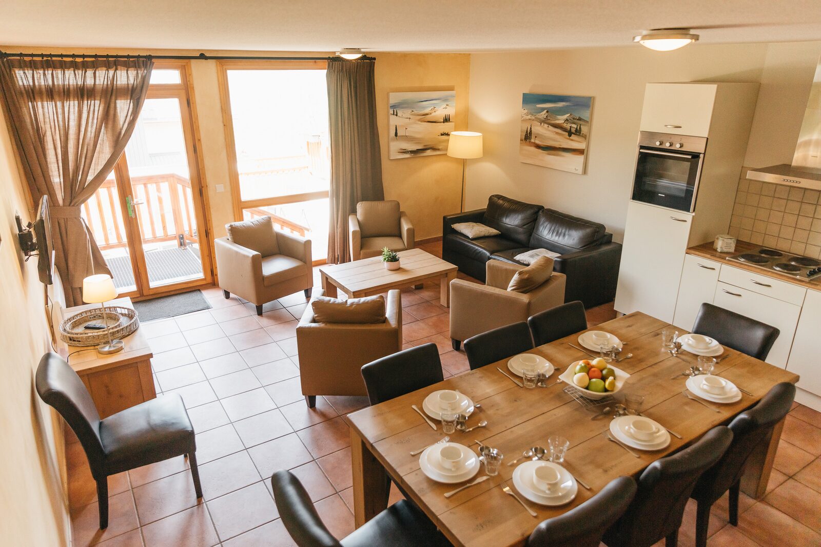 Three-room apartment + vide/cabin for eight persons