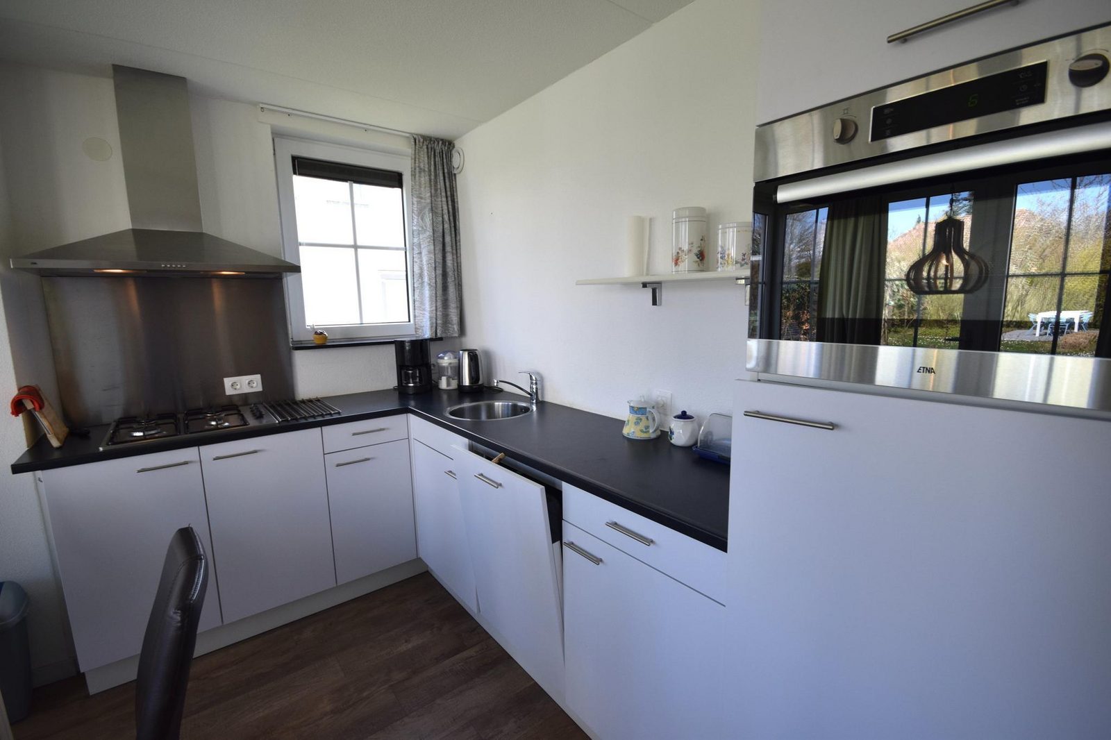 VZ1073 Detached holiday home in Wolphaartsdijk