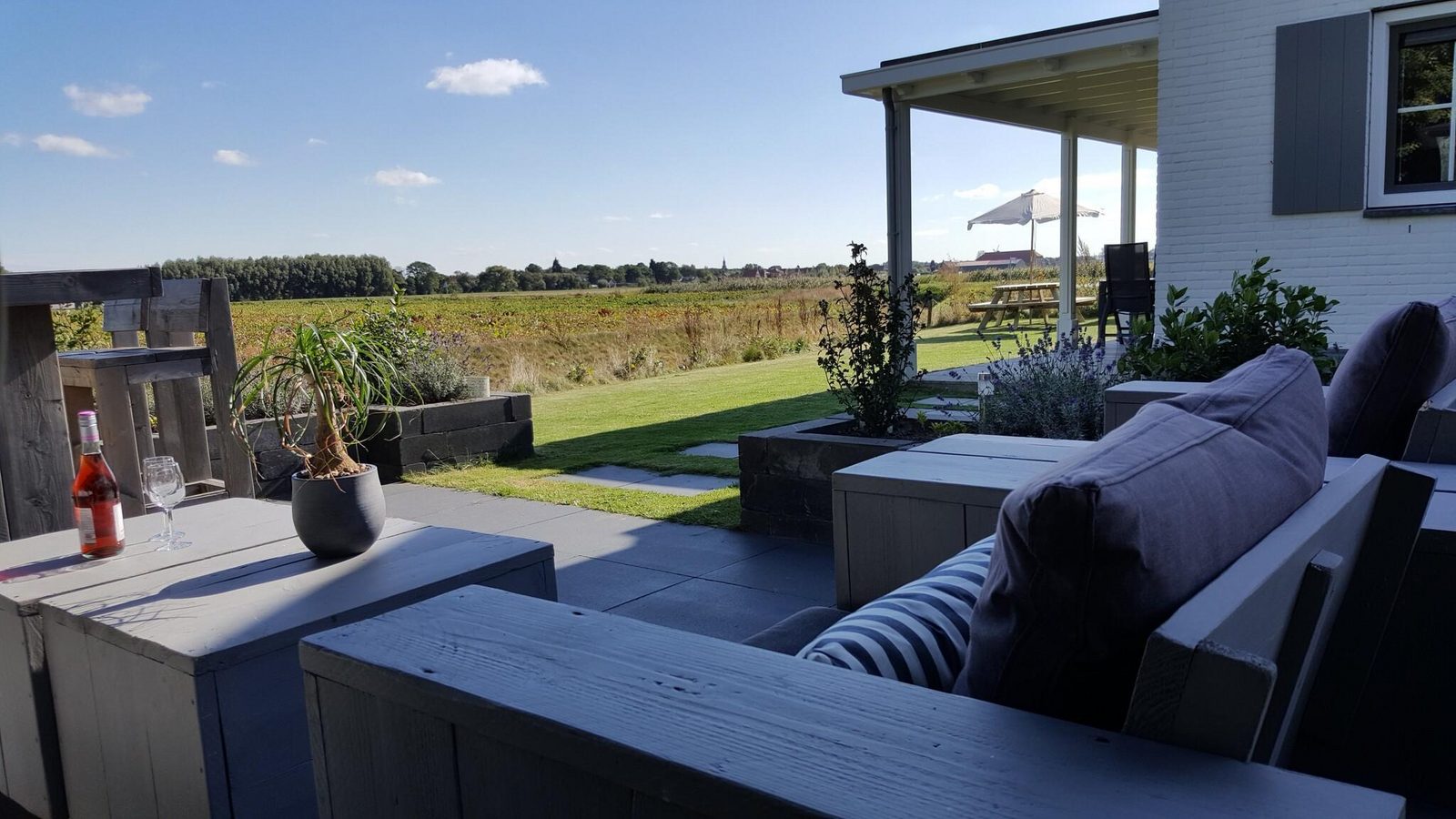 VZ1072 Freistehendes Ferienhaus in Wolphaartsdijk