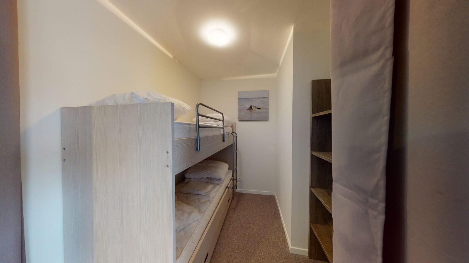 Suite for 4 people with one room with a double bed & one bunk bed