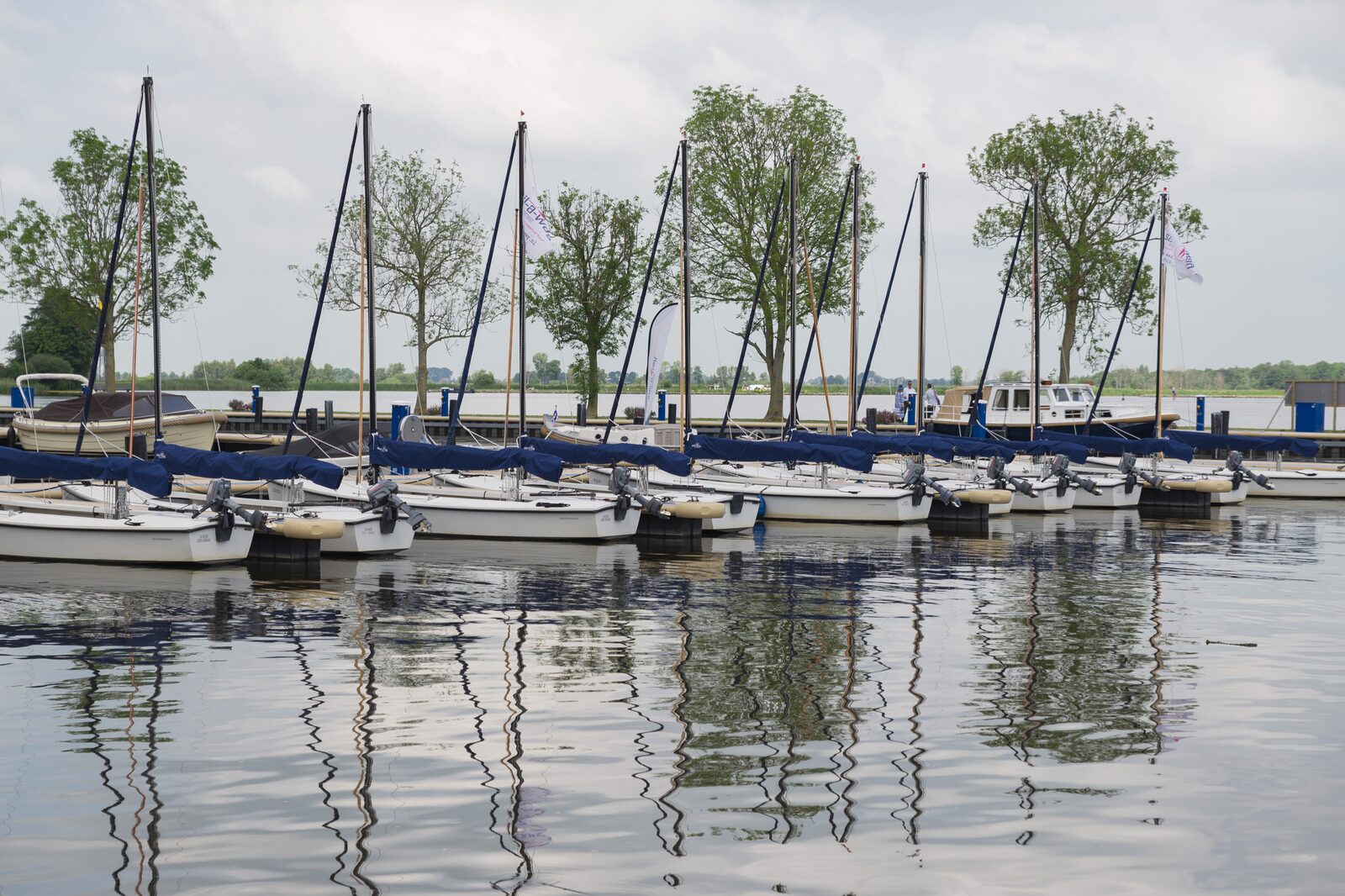 Houseboat Agua Dolce - Paviljoenwei 4-12 | Sneek (Offingawier)