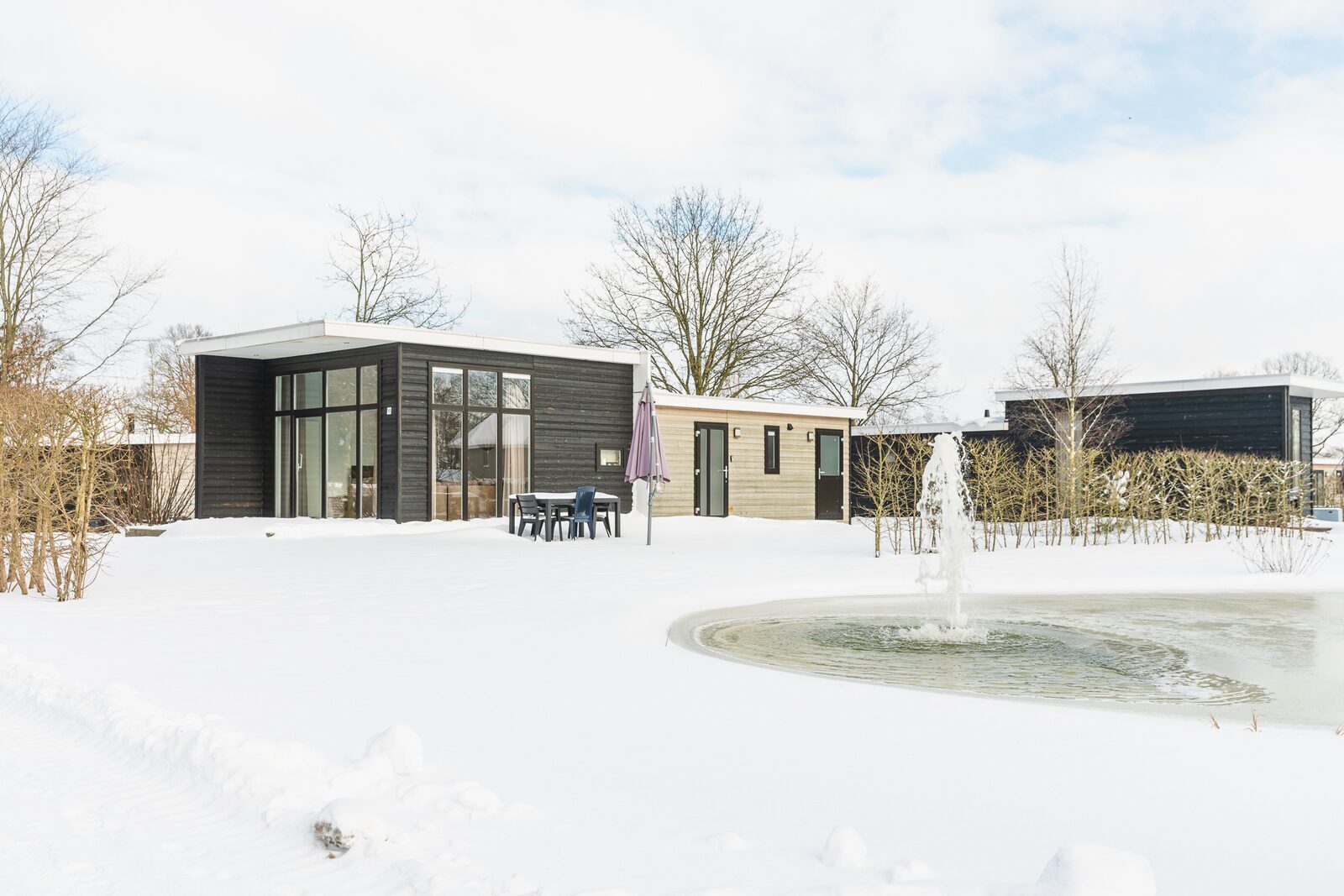 Buitenplaats Holten - Forest doglodge met hottub | 4 personen