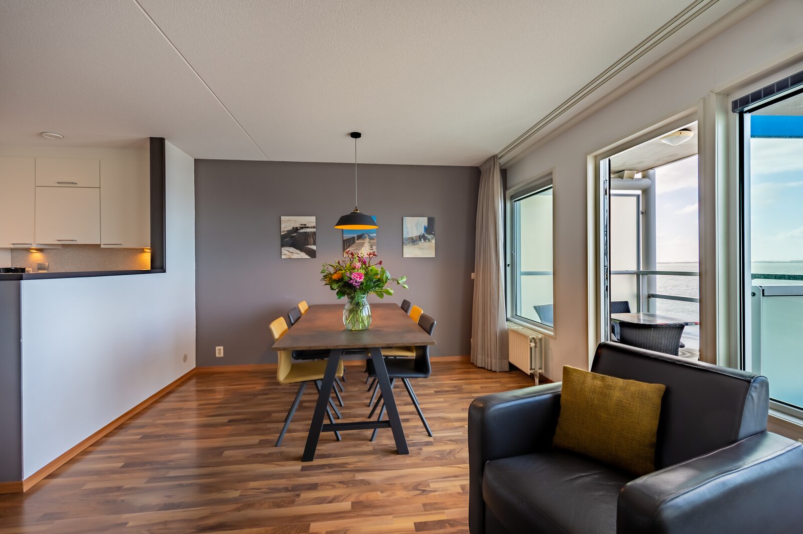 2-room apartment with ocean view