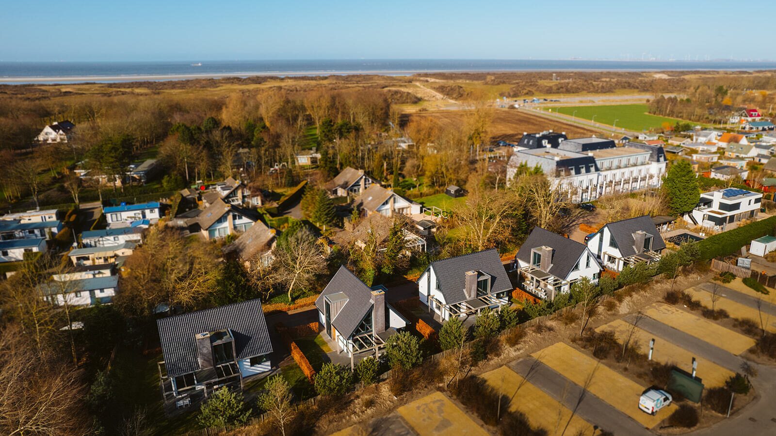Luxe Villa on Villapark Duinzicht (house 705) - Ouddorp 