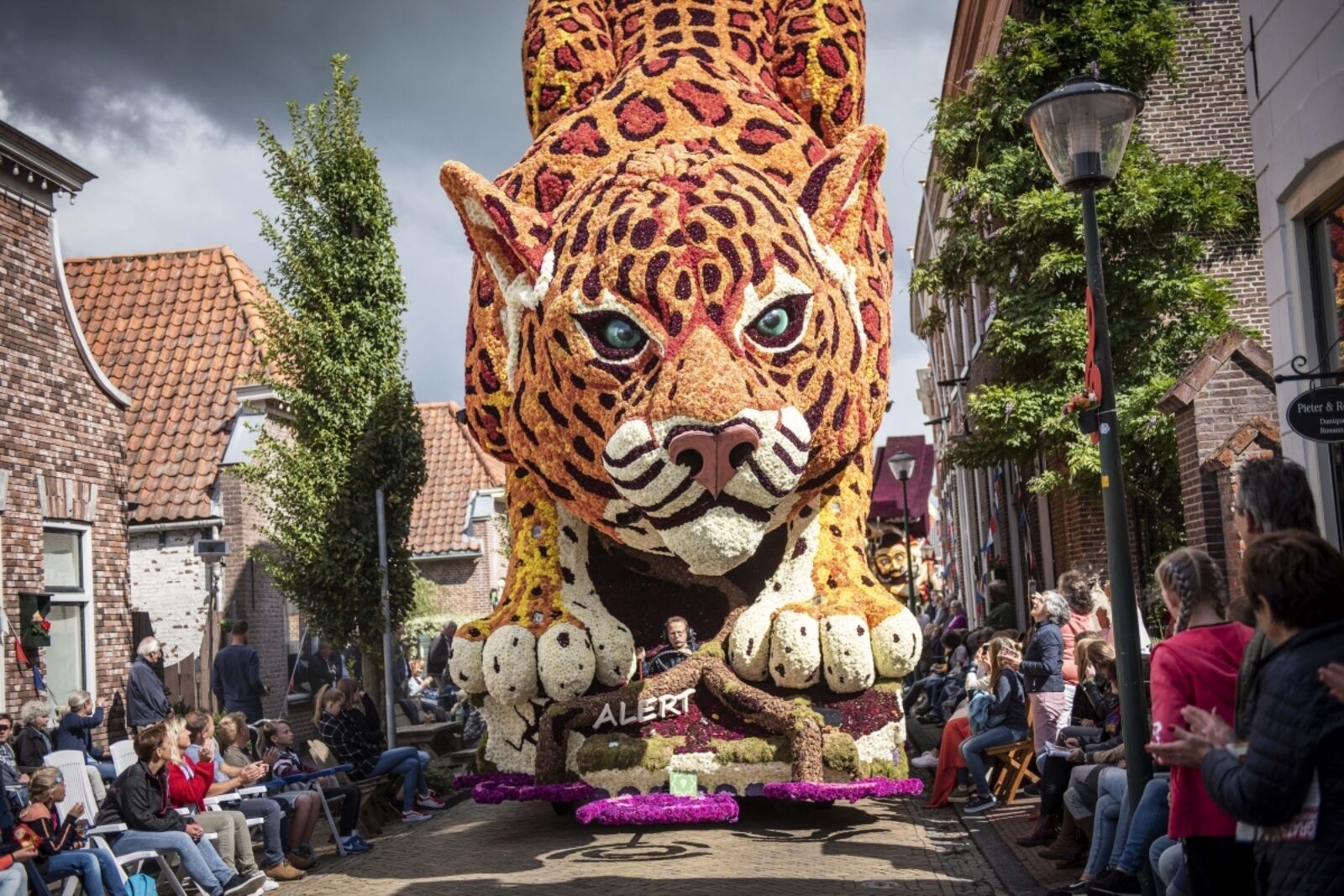 Bloemencorso Sint-Jansklooster (14 tot 18 augustus)