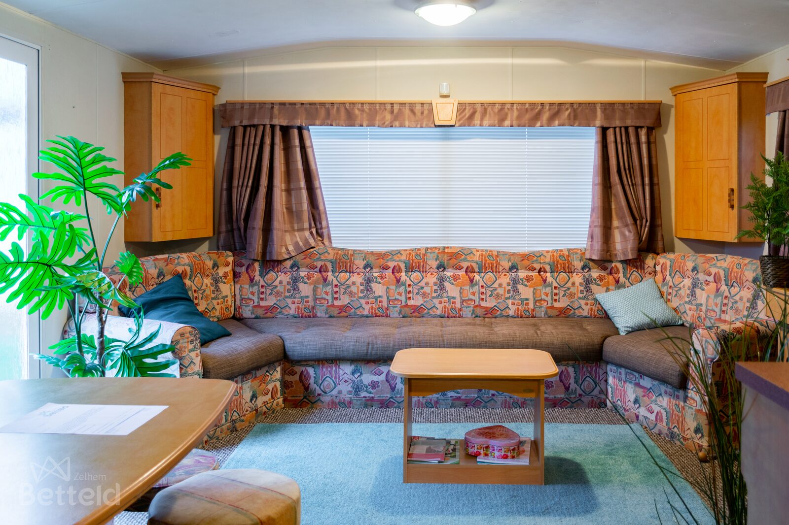 Caravan 4* D | 2 volw. en 5 kinderen (blokhut met stapelbed)