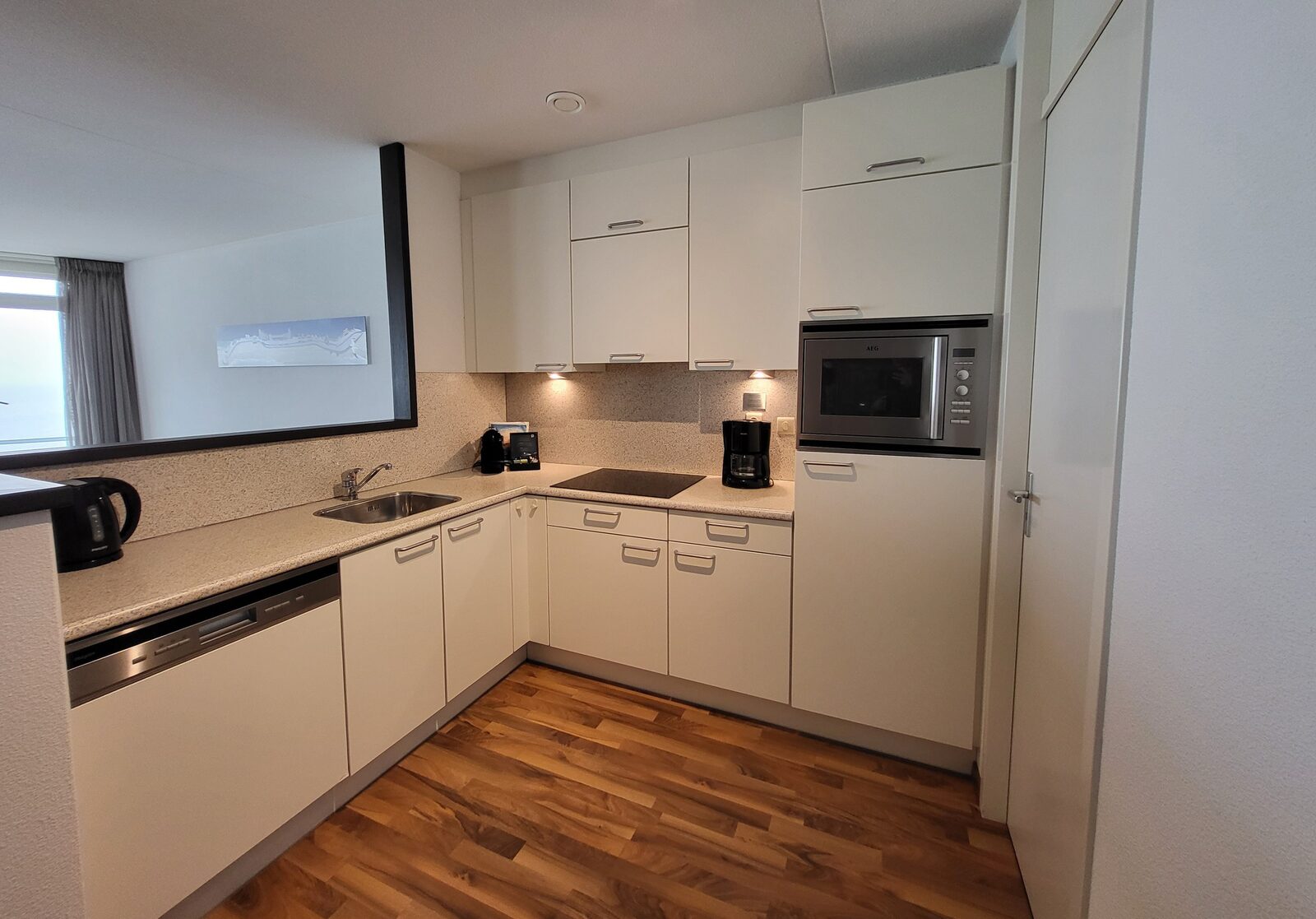 2-room apartment with ocean view
