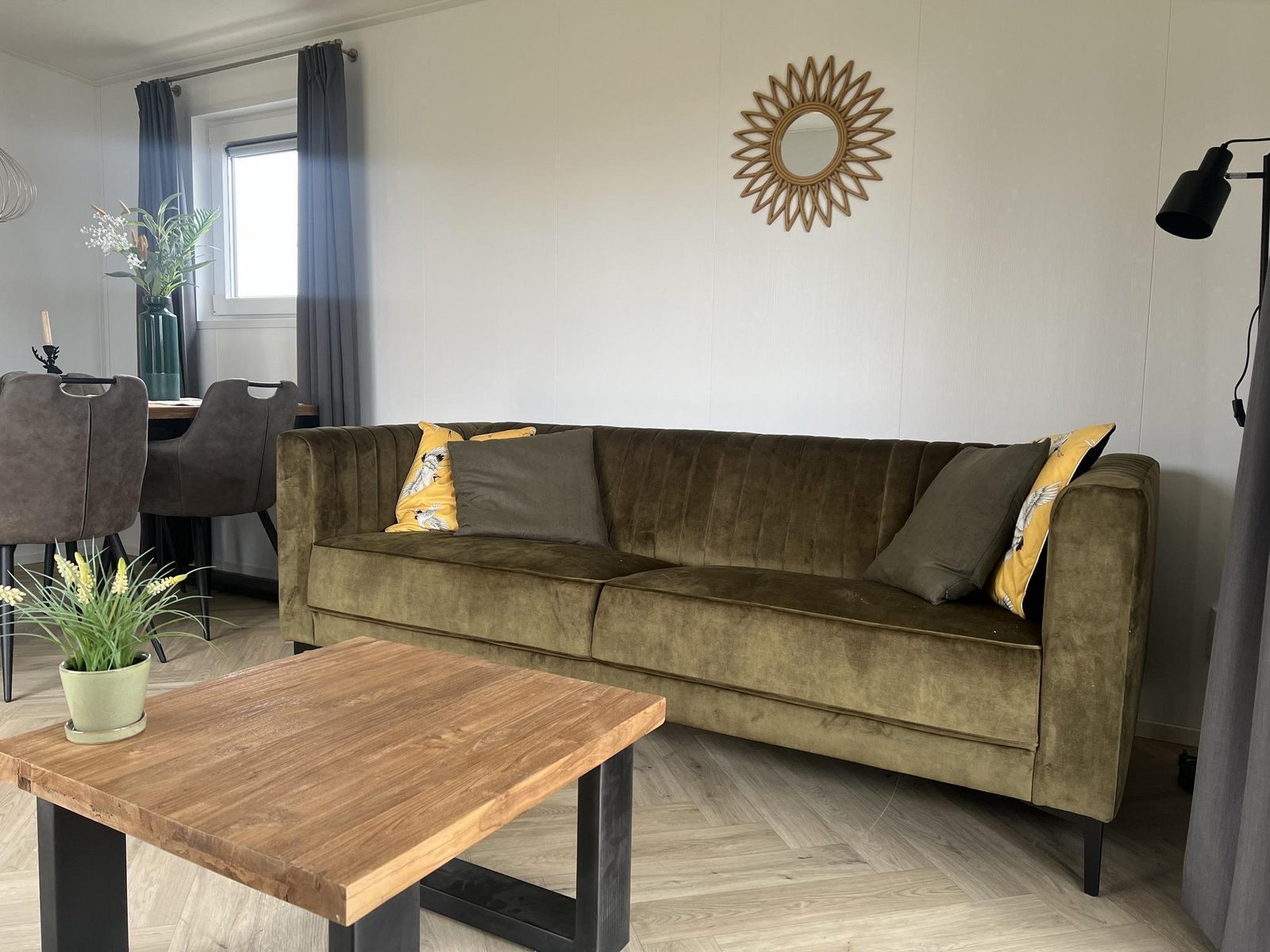 VZ1100 Holiday chalet in Scherpenisse