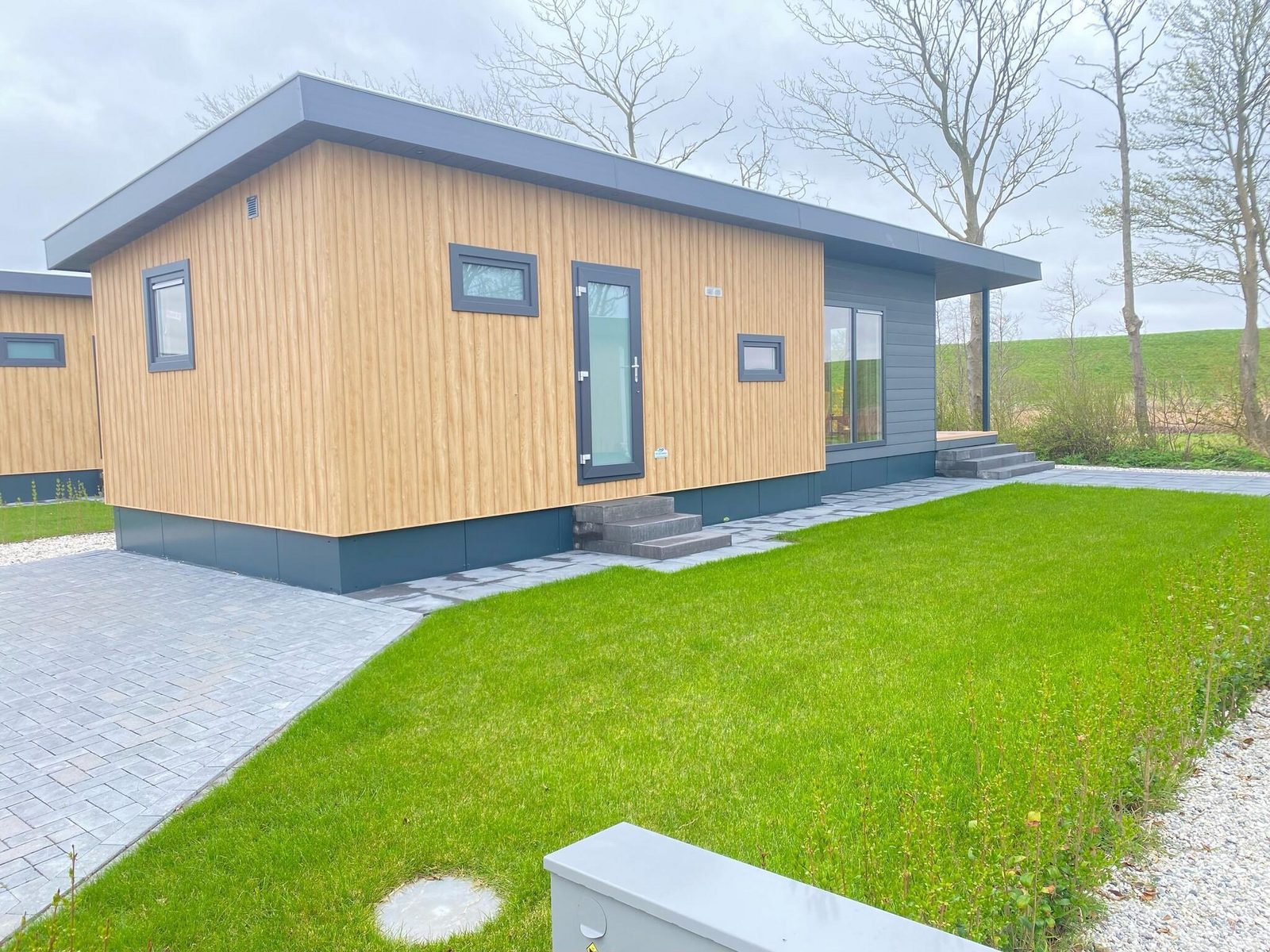 VZ1099 Holiday chalet in Scherpenisse