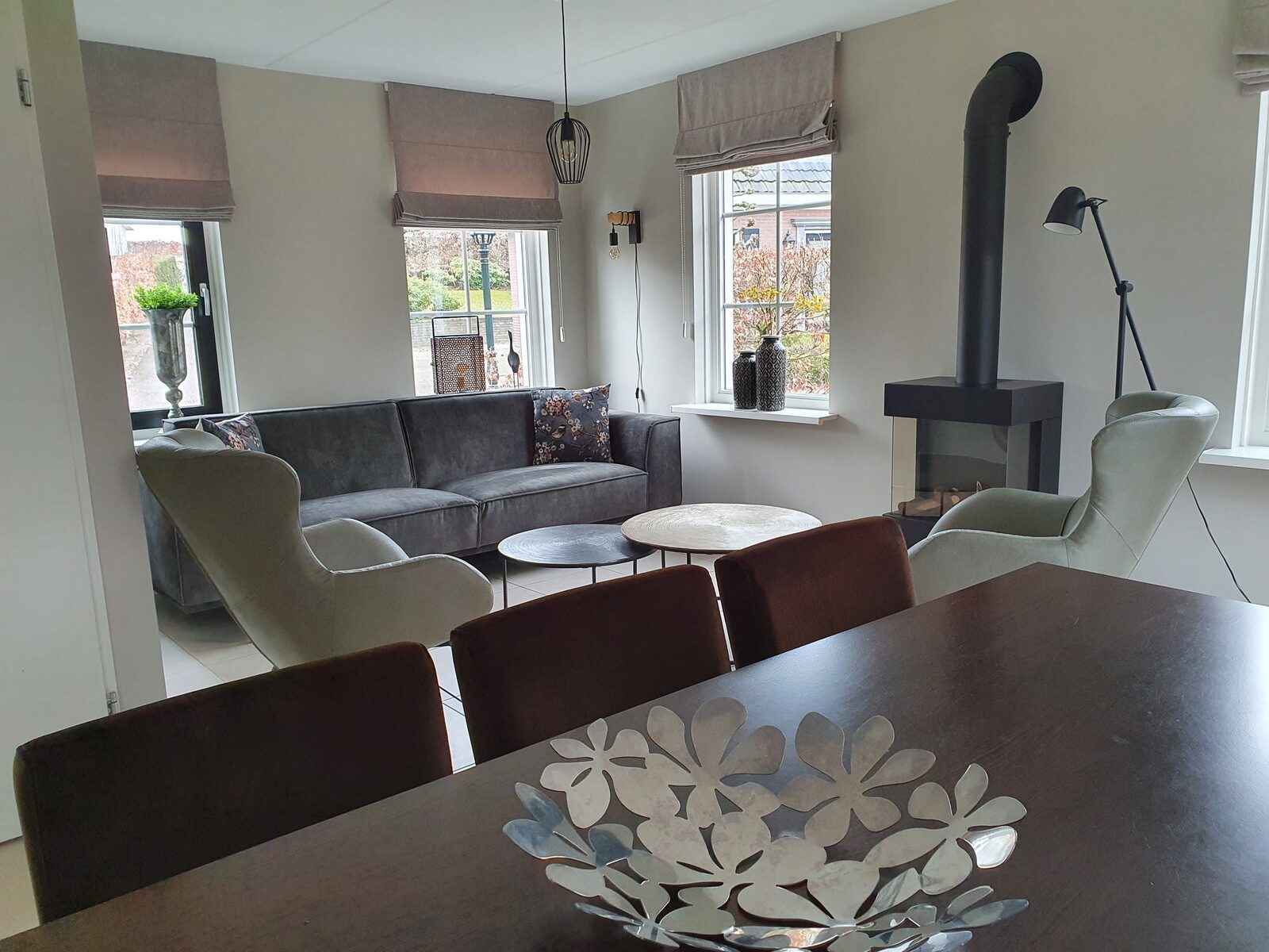 Notary home (without TV): 8 people