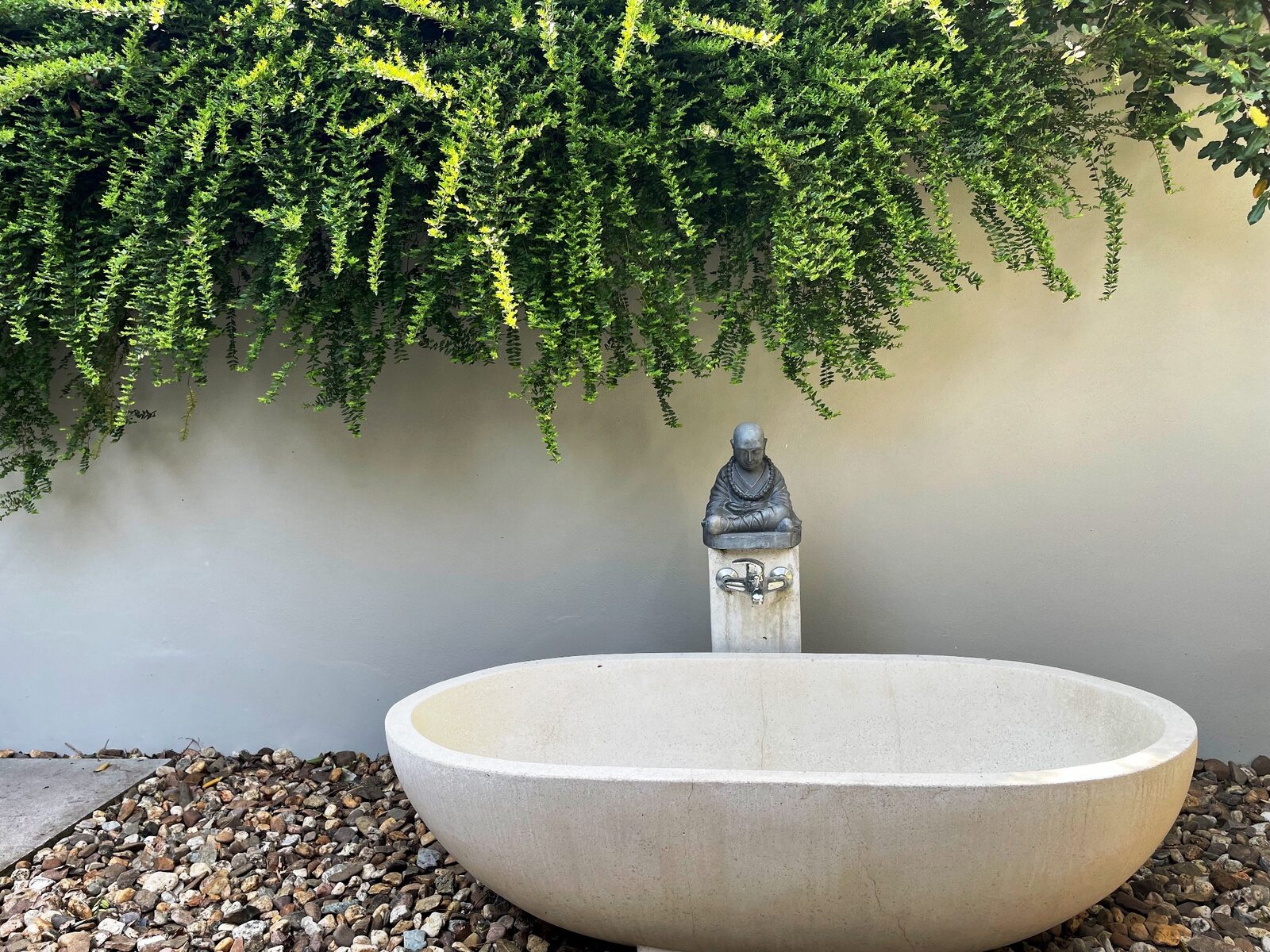 Betonnen Boshuis - luxe wellness vakantiehuis in Brabant