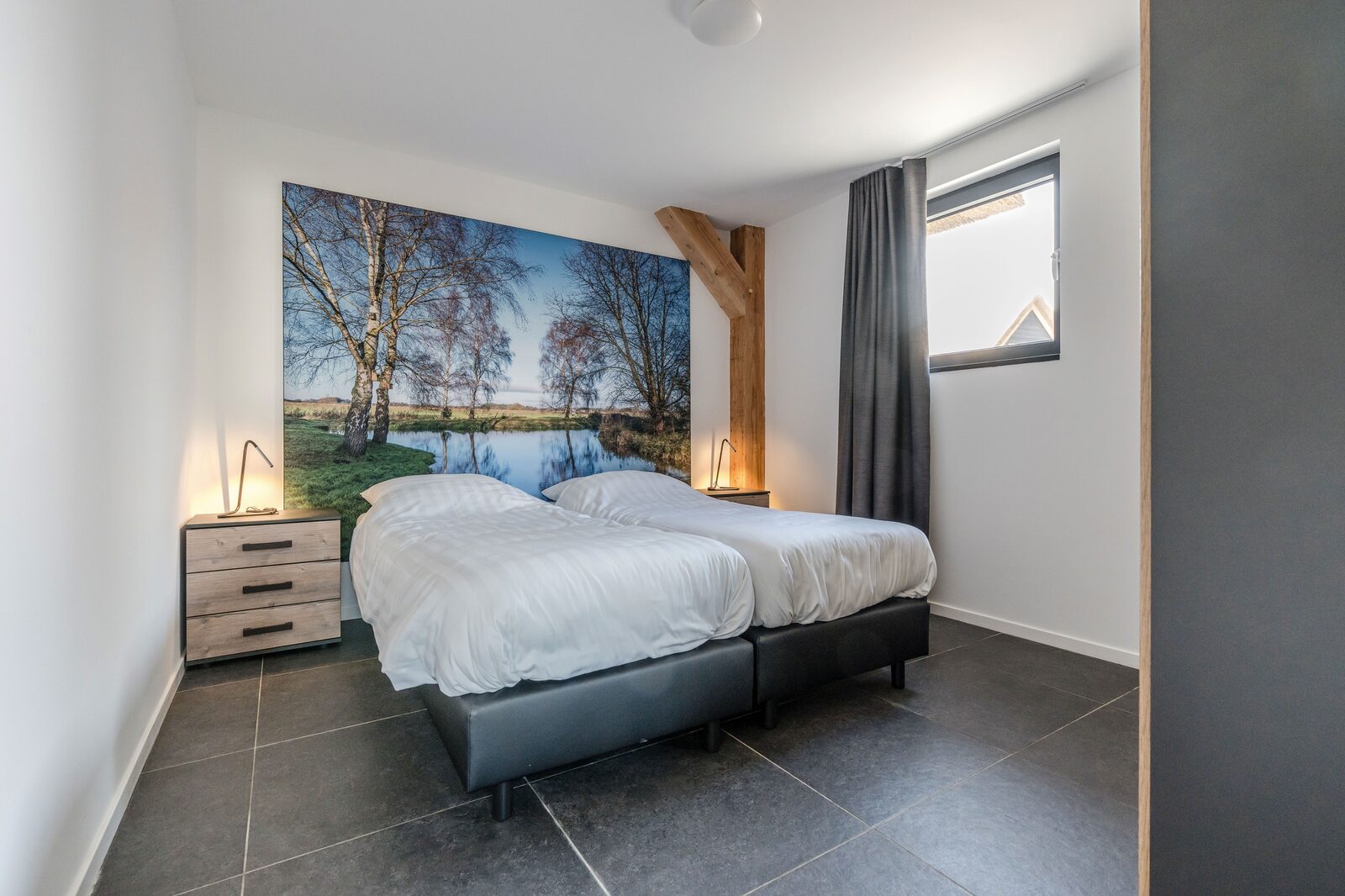 Farm Lodge 670