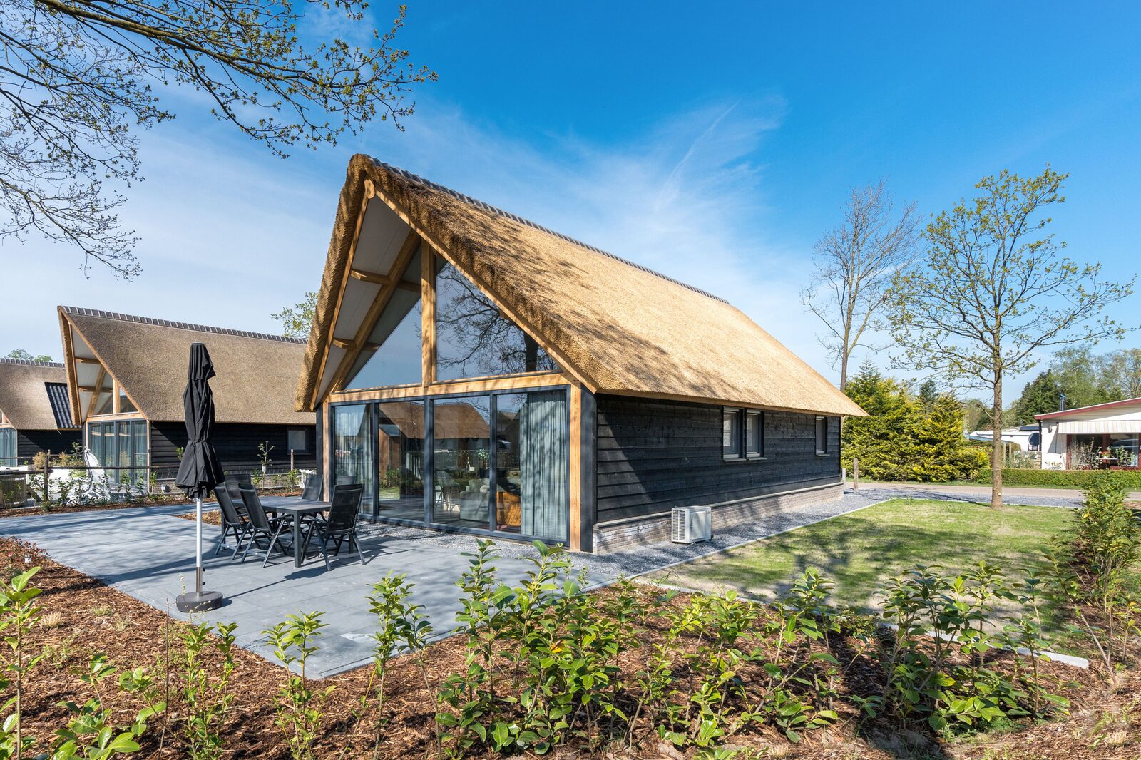 Farm Lodge 674