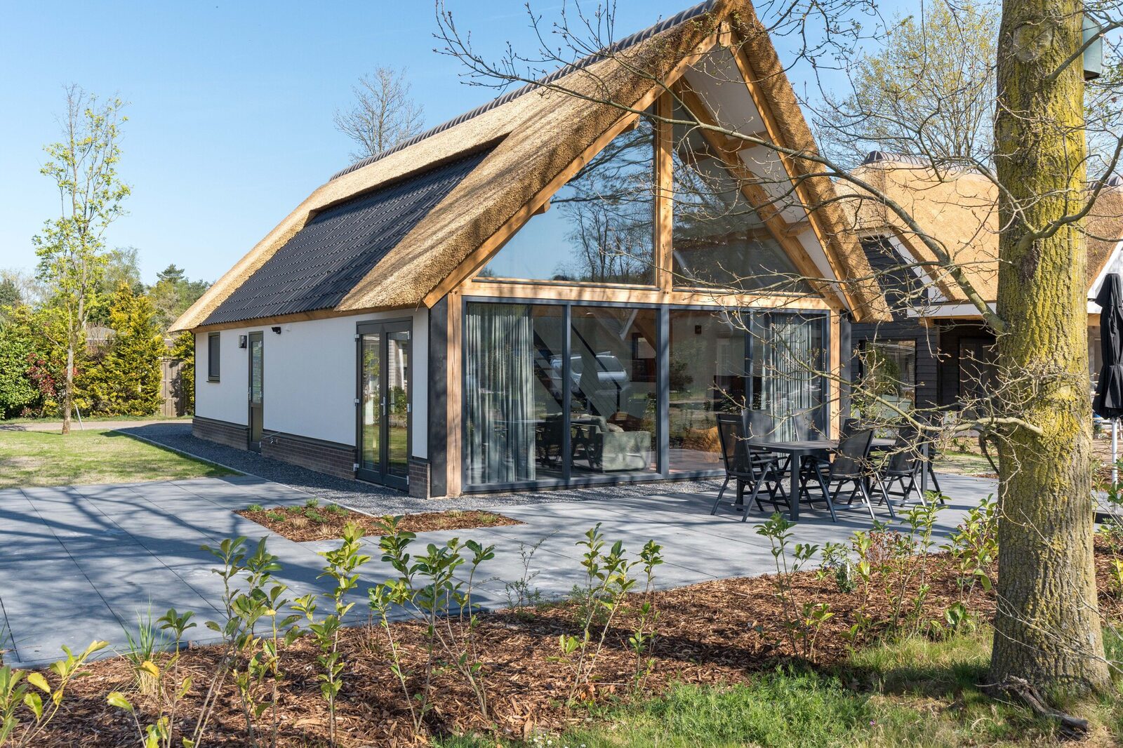 Farm Lodge 674