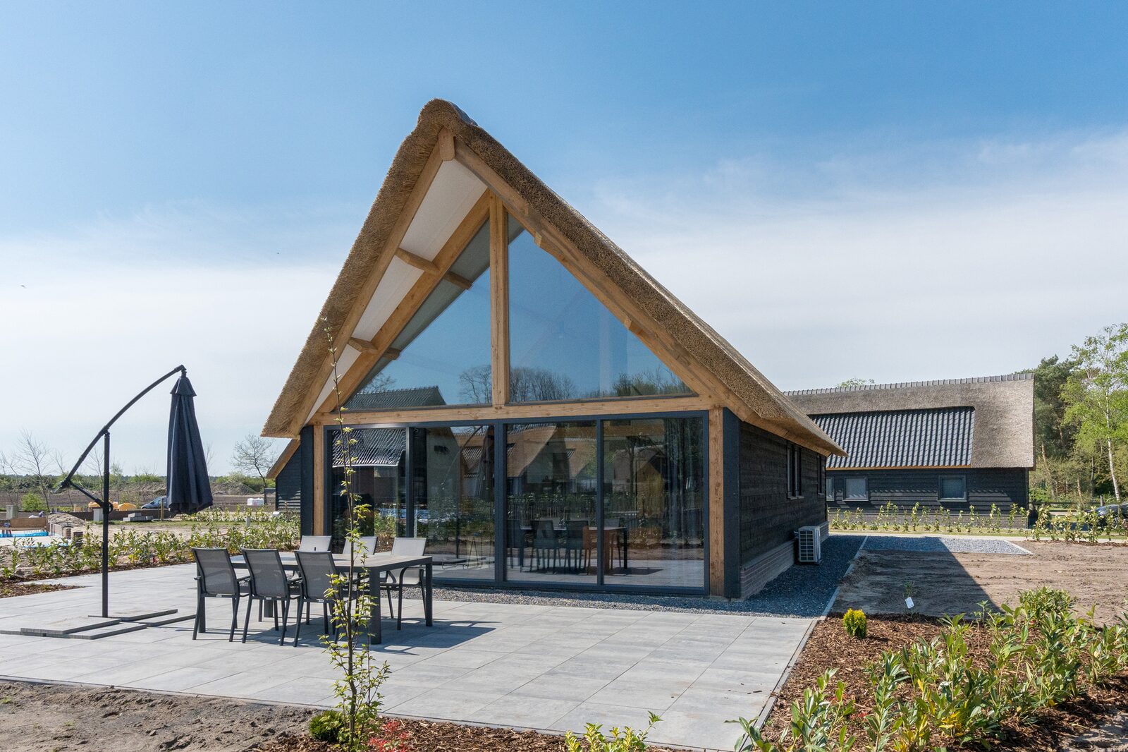 Farm Lodge 678